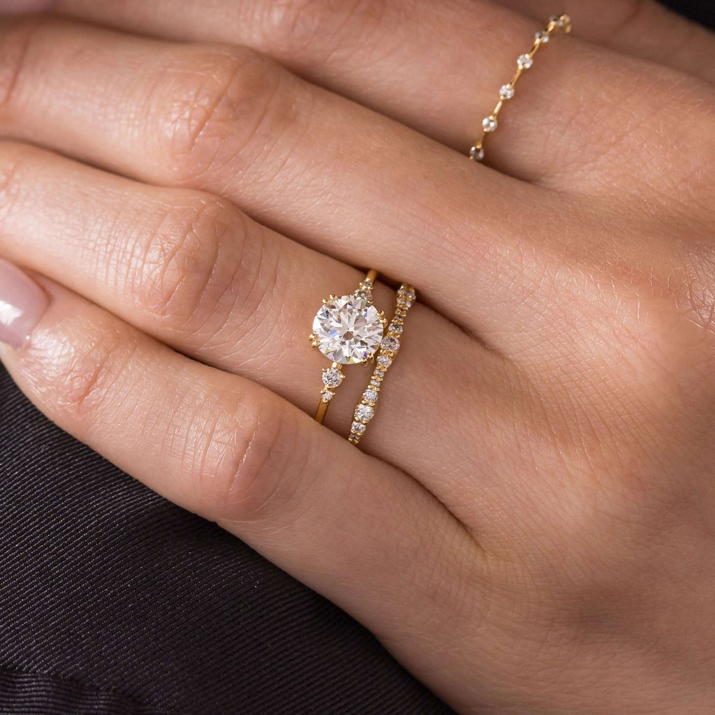 Solitaire-Oval Lab Grown Diamond Engagement Ring