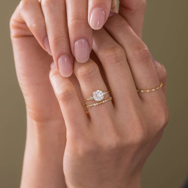 Cluster-Round Lab Grown Diamond Engagement Ring - Solitaire-Oval Lab Grown Diamond Engagement Ring