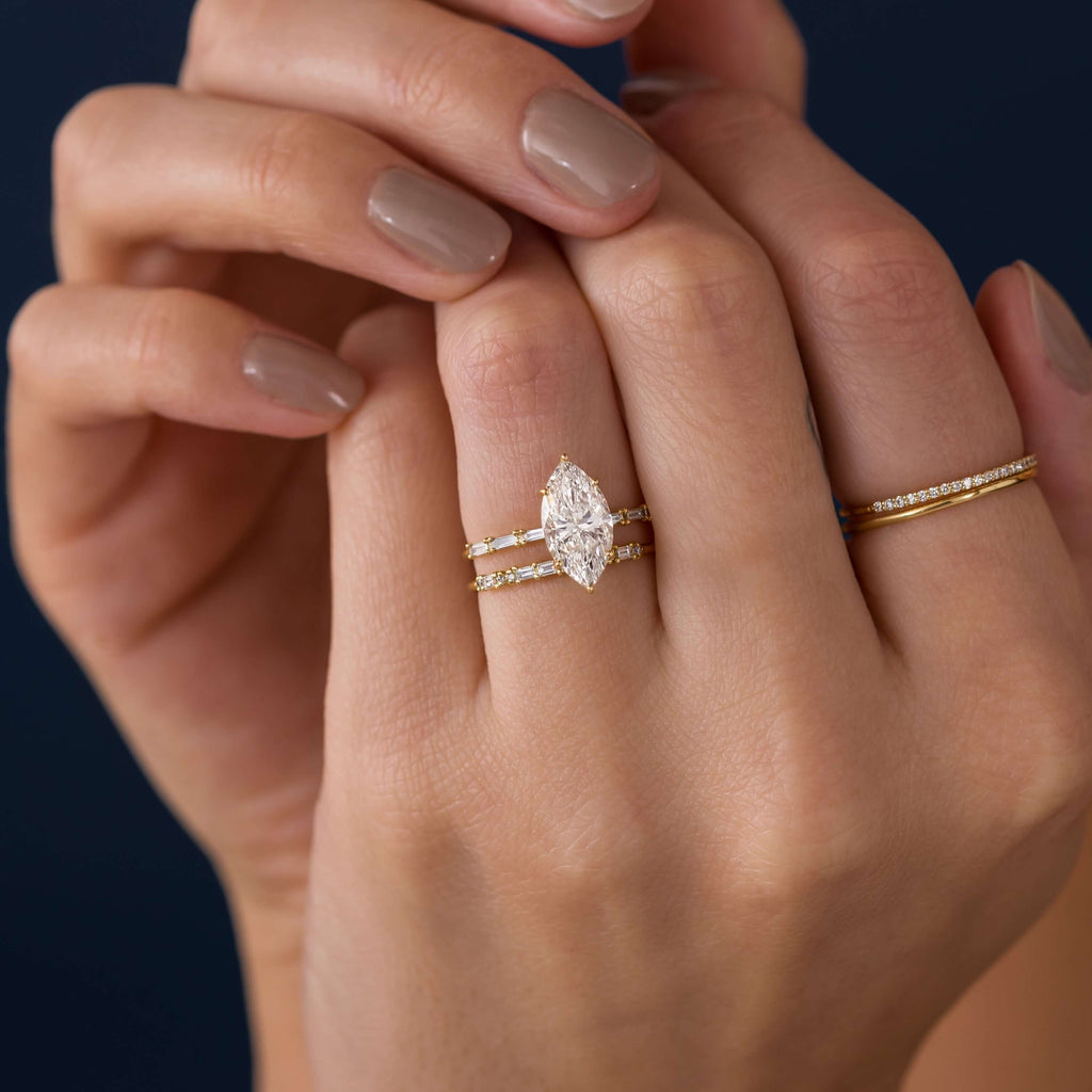 Solitaire-Oval Lab Grown Diamond Engagement Ring