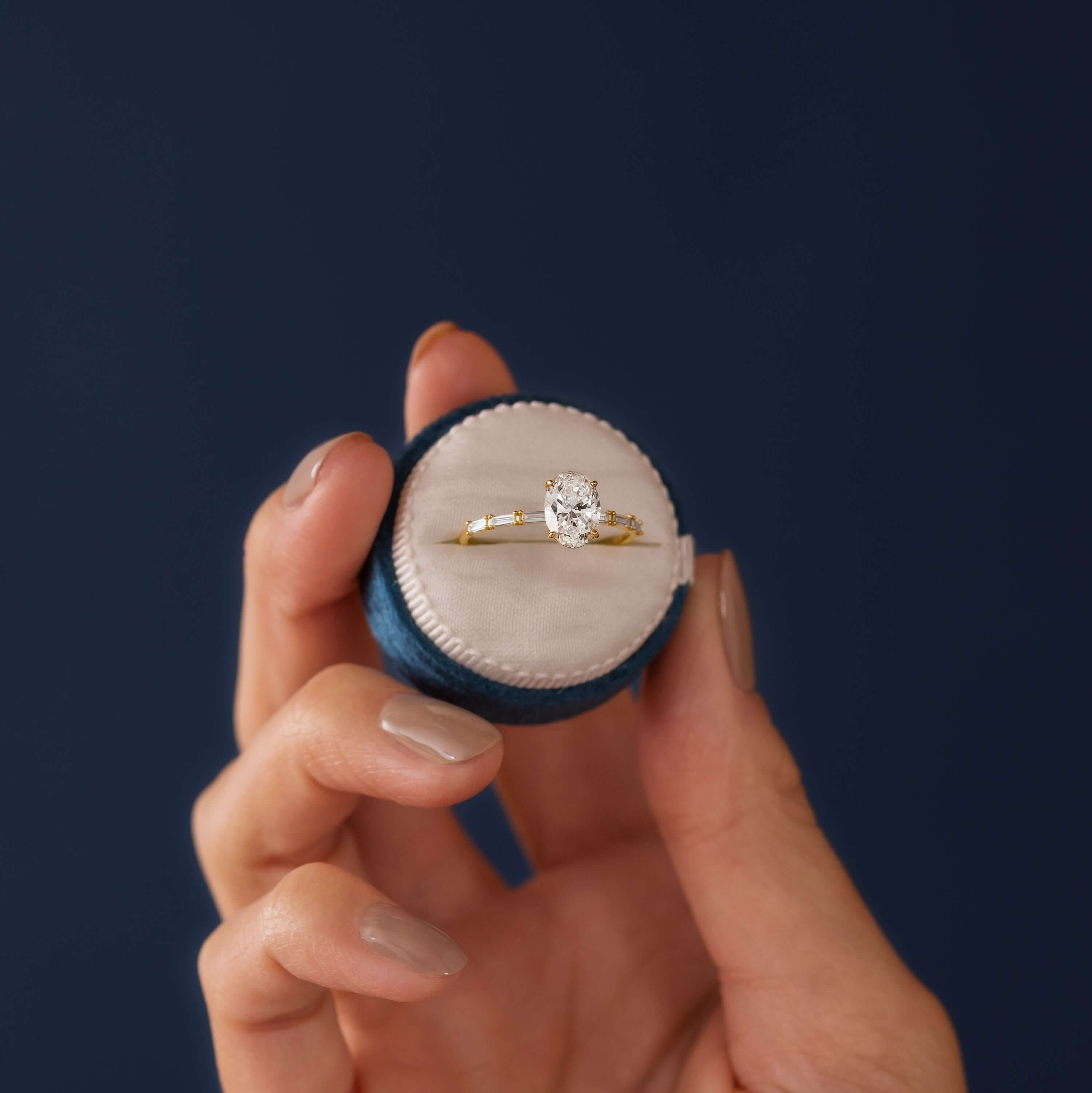 Solitaire-Oval Lab Grown Diamond Engagement Ring