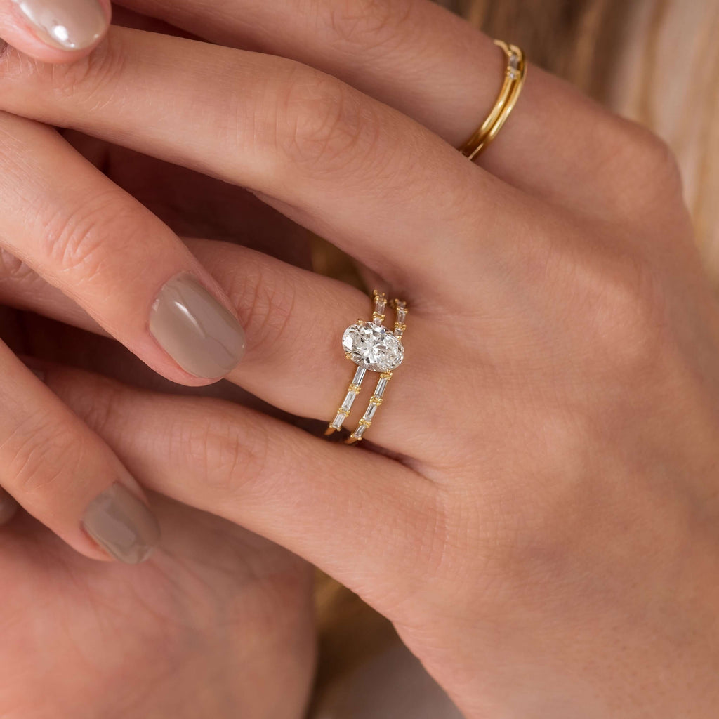 Solitaire-Oval Lab Grown Diamond Engagement Ring