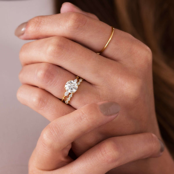 Cluster-Round Lab Grown Diamond Engagement Ring - Solitaire-Oval Lab Grown Diamond Engagement Ring