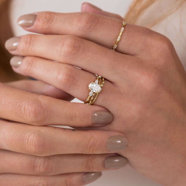 Cluster-Oval Lab Grown Diamond Engagement Ring - Solitaire-Oval Lab Grown Diamond Engagement Ring
