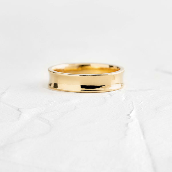 Classic- Men's Wedding Band - Classic- Men's Wedding Band