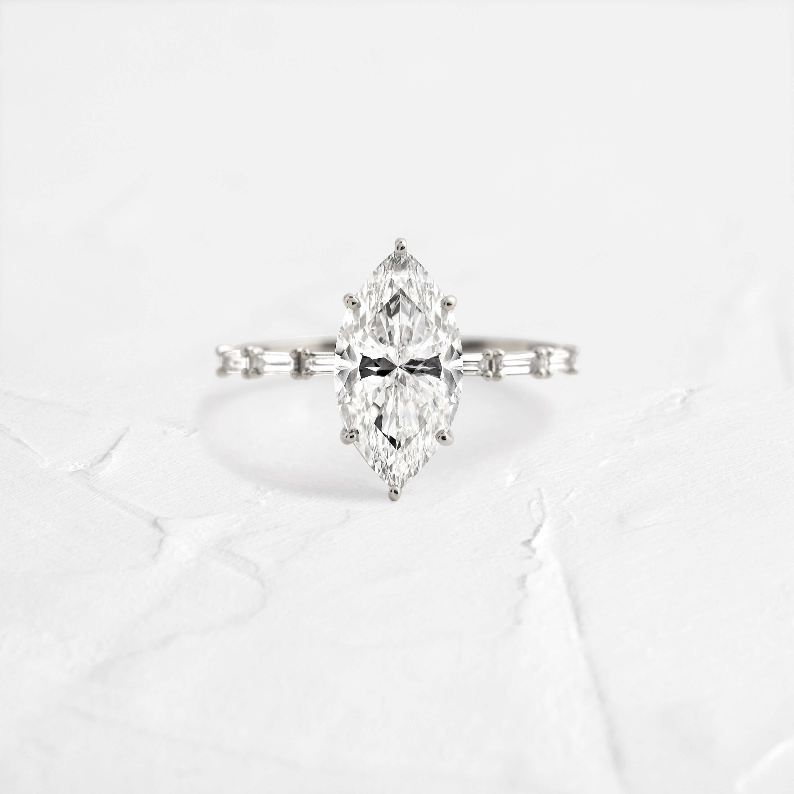 Solitaire-Oval Lab Grown Diamond Engagement Ring