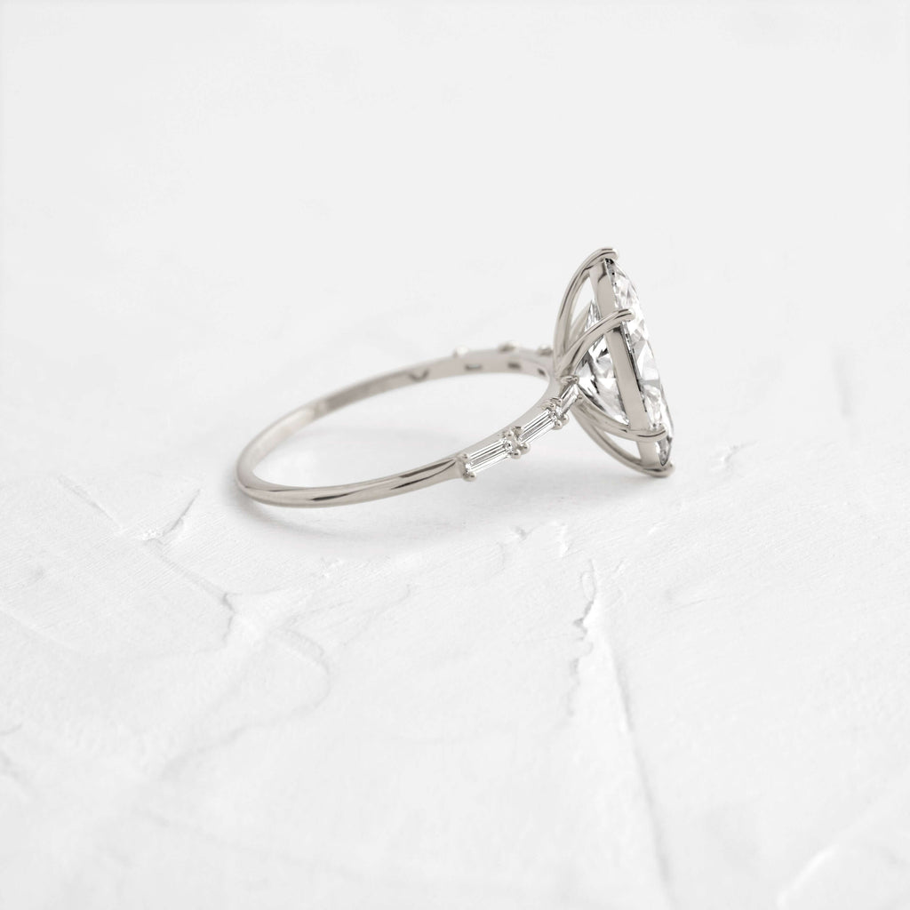 Solitaire-Oval Lab Grown Diamond Engagement Ring