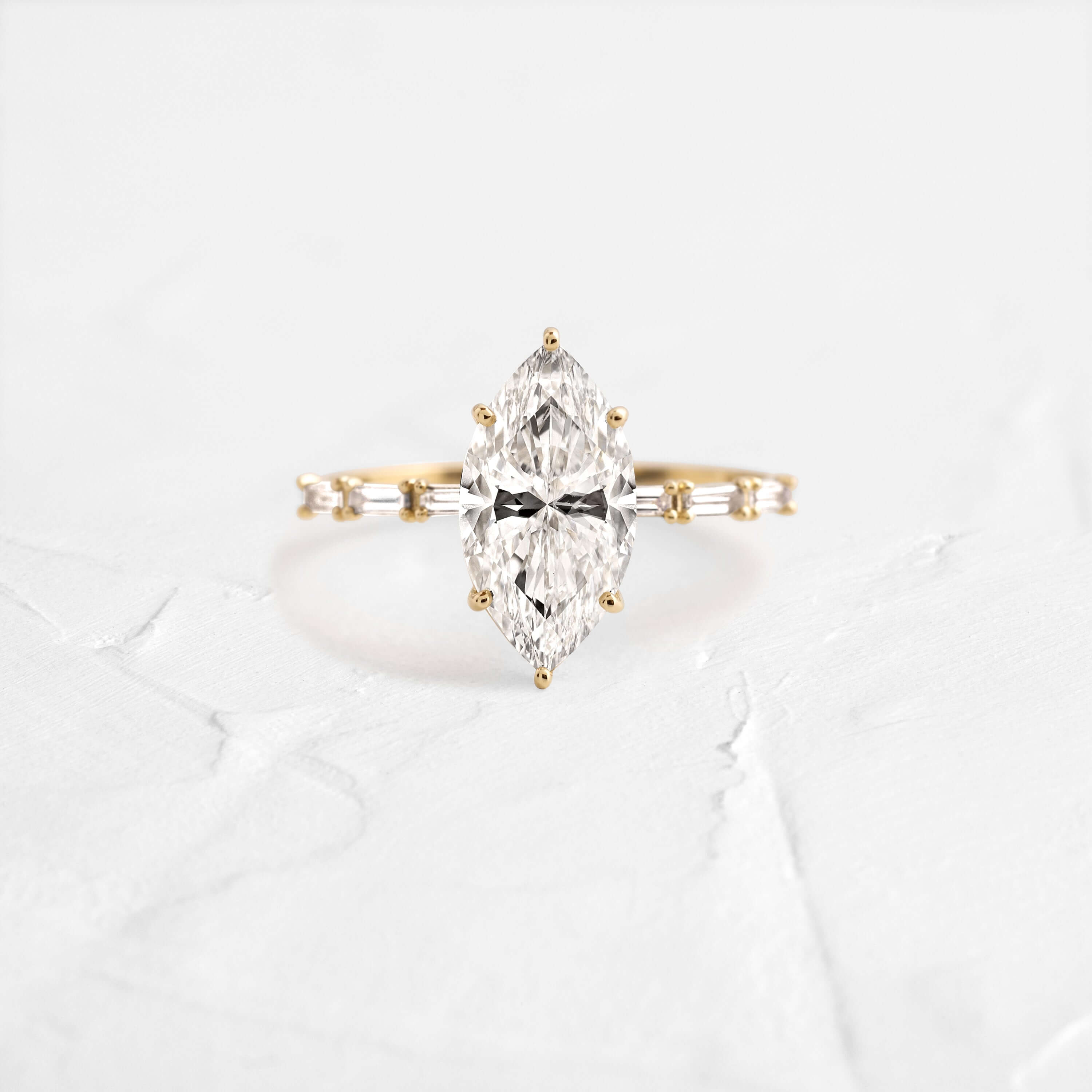 Solitaire-Oval Lab Grown Diamond Engagement Ring