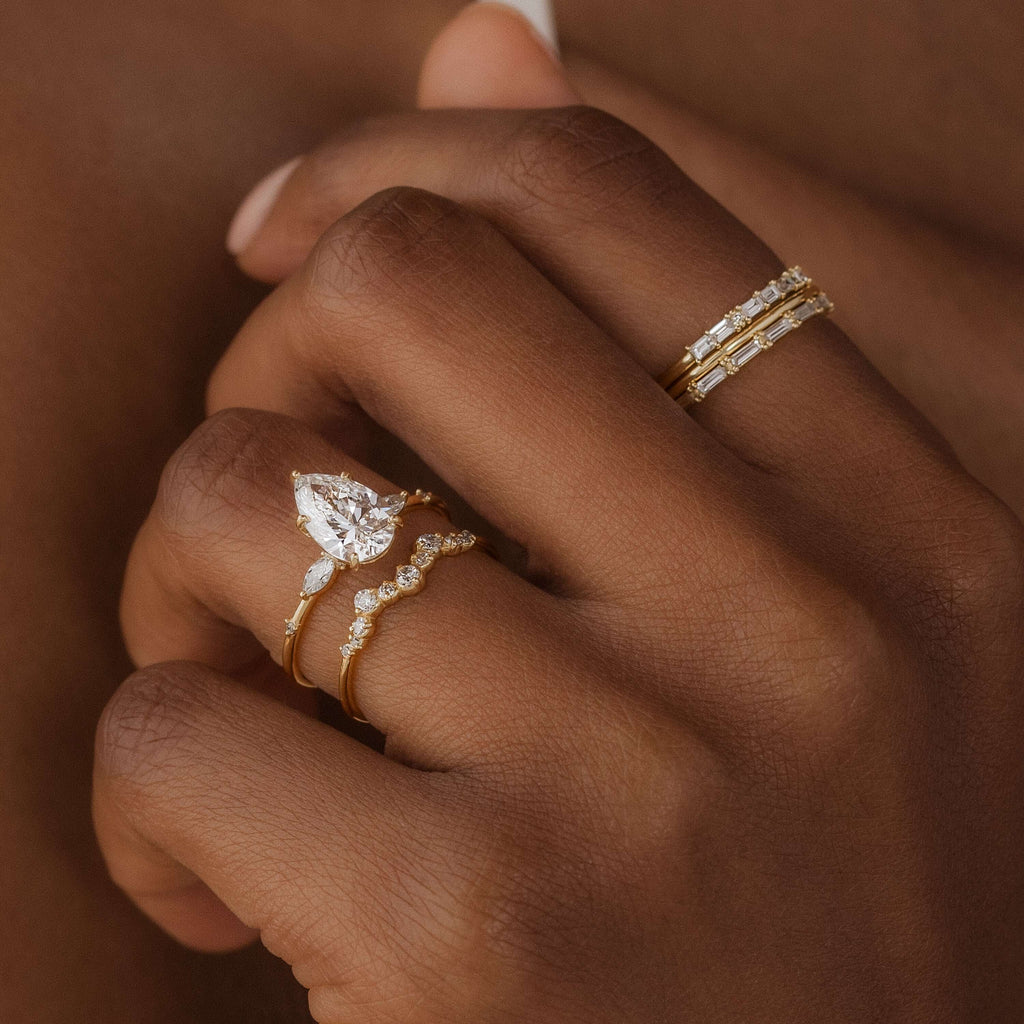 Solitaire-Oval Lab Grown Diamond Engagement Ring