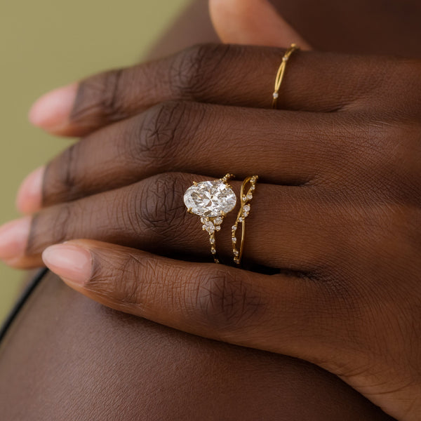 Cluster-Oval Lab Grown Diamond Engagement Ring - Solitaire-Oval Lab Grown Diamond Engagement Ring