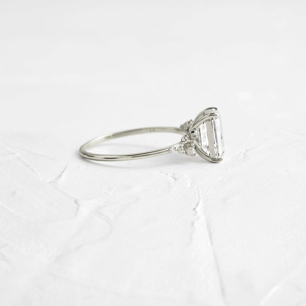 Cluster-Emerald Lab Grown Diamond Engagement Ring - Solitaire-Oval Lab Grown Diamond Engagement Ring