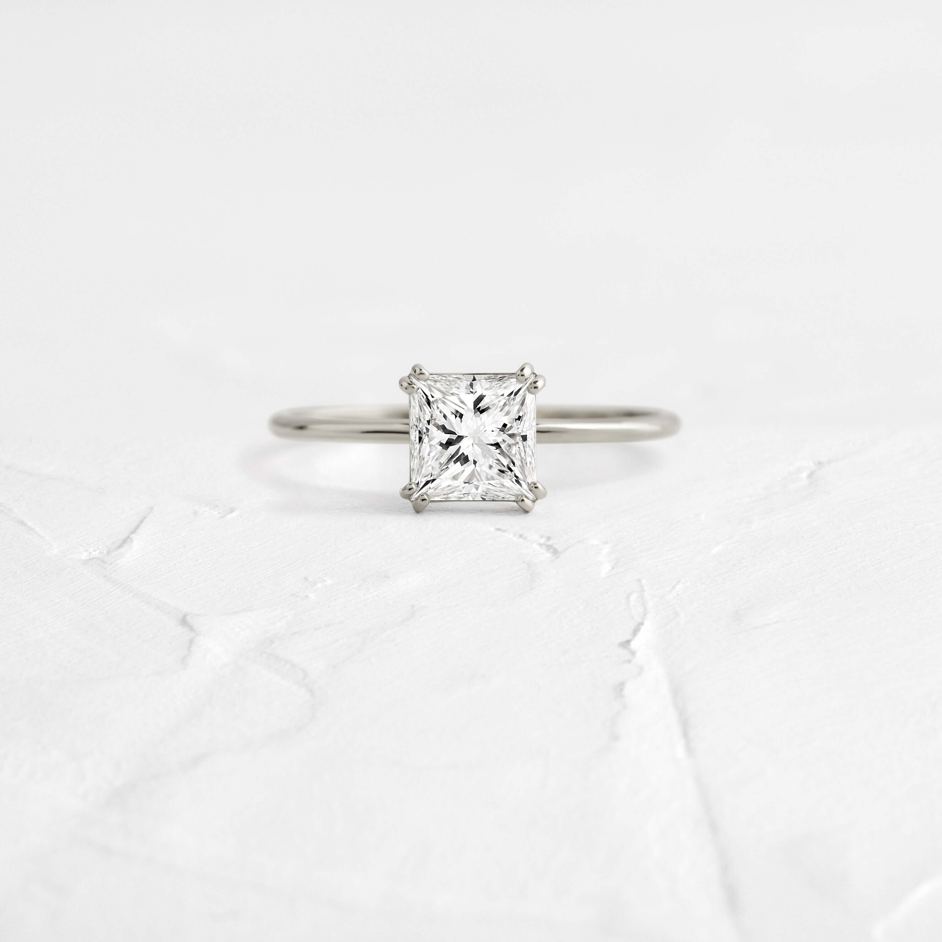 Solitaire-Oval Lab Grown Diamond Engagement Ring