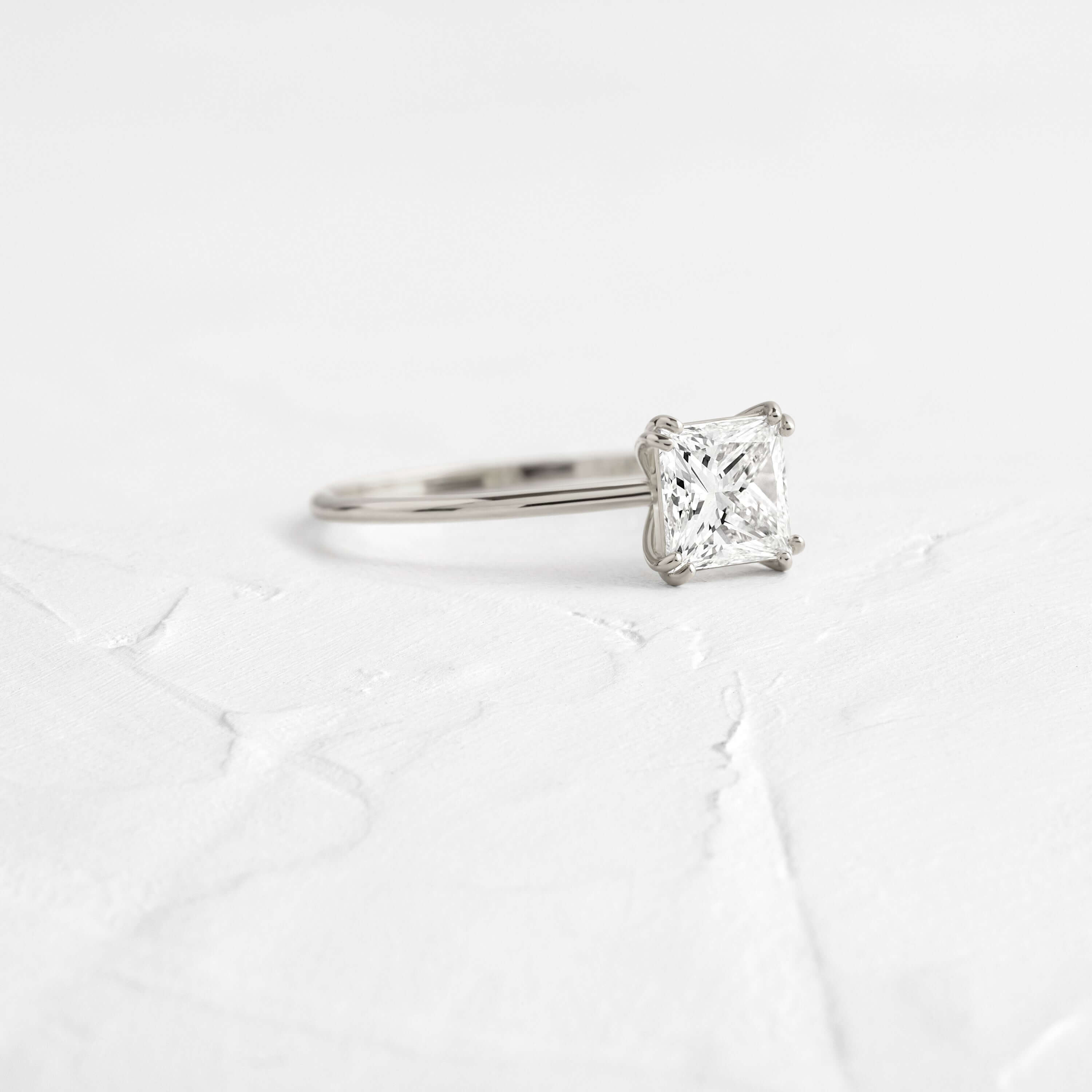 Solitaire-Oval Lab Grown Diamond Engagement Ring