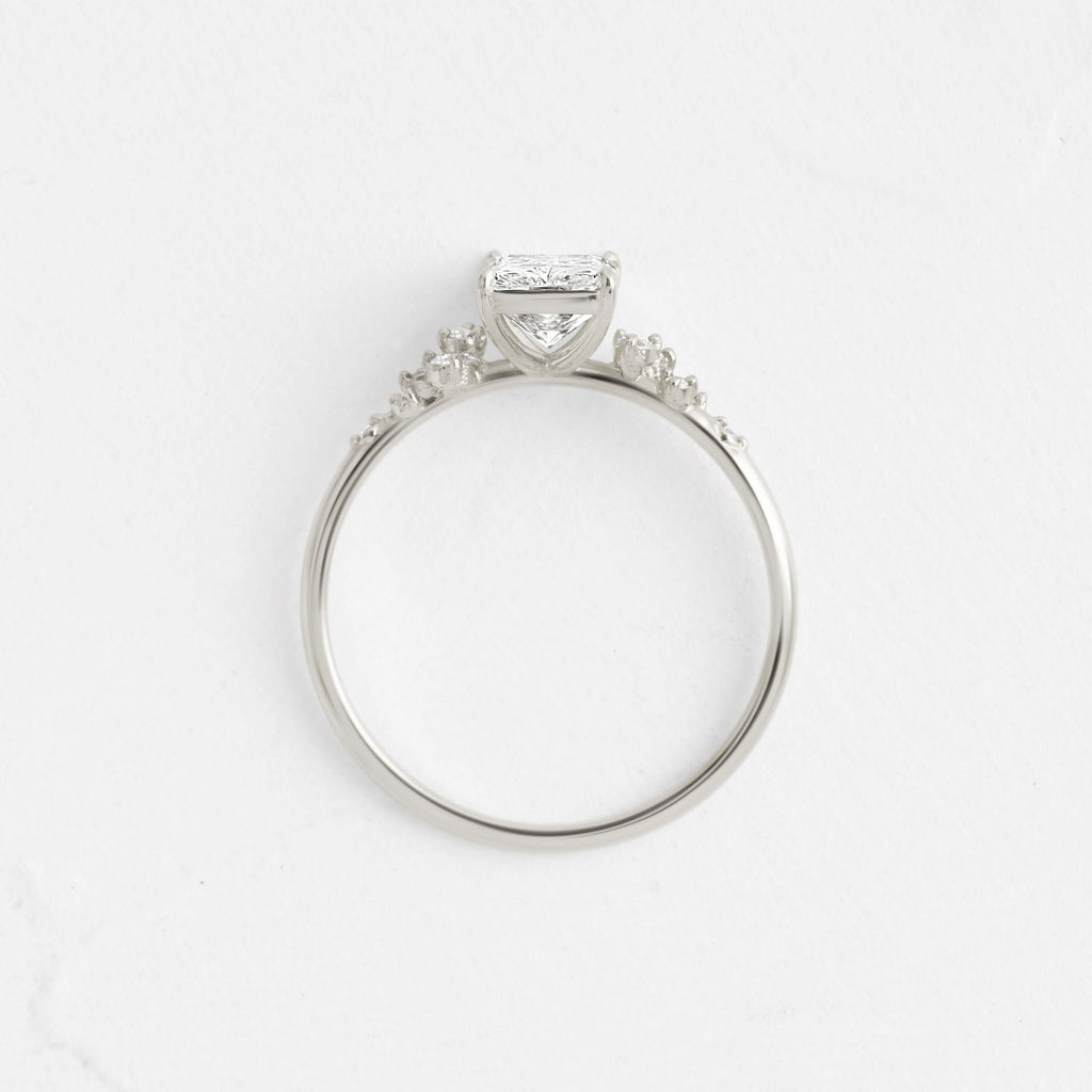 Solitaire-Oval Lab Grown Diamond Engagement Ring