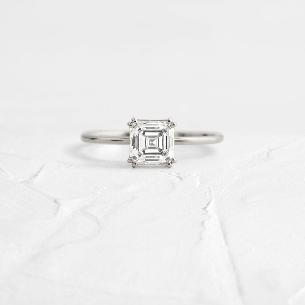 Solitaire-Oval Lab Grown Diamond Engagement Ring