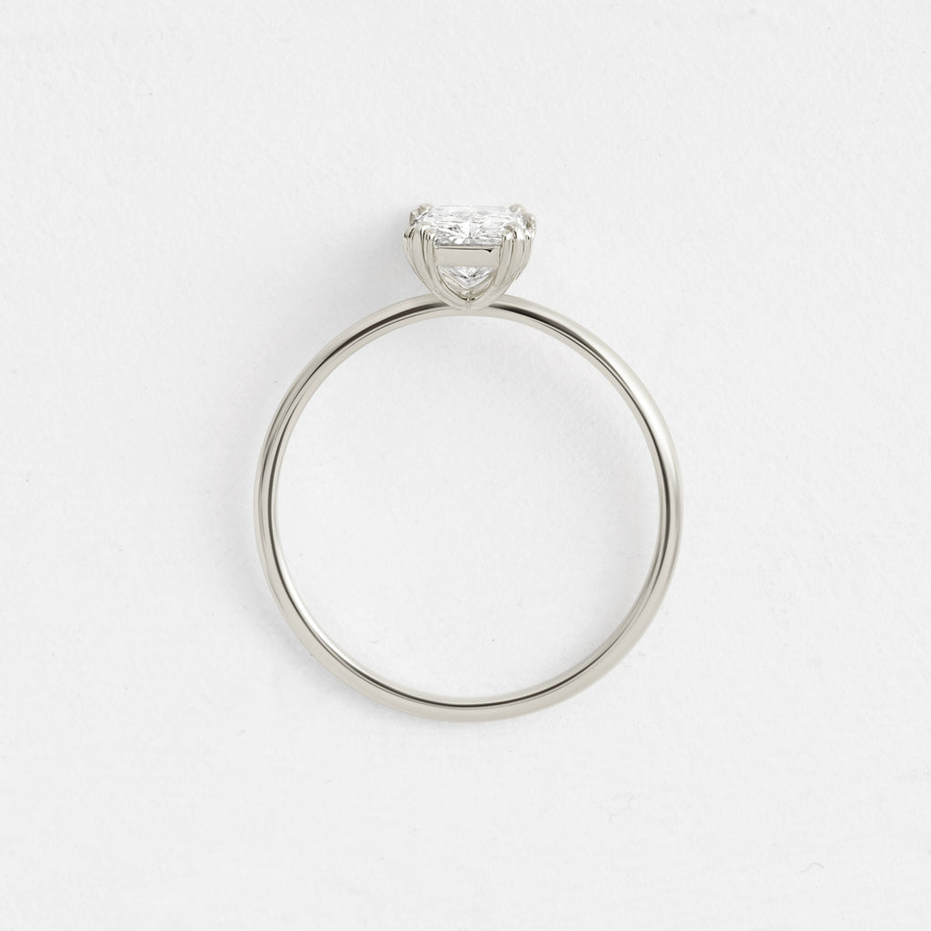 Solitaire-Oval Lab Grown Diamond Engagement Ring