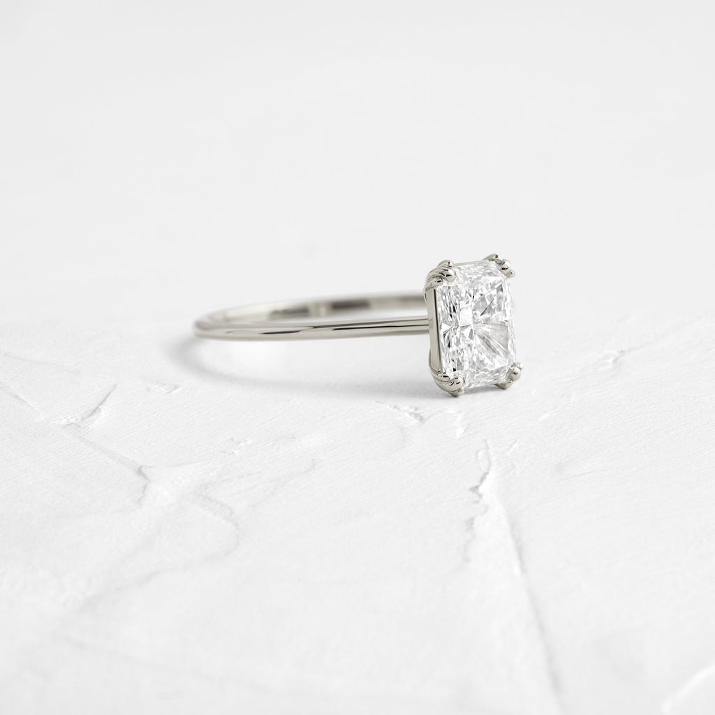 Solitaire-Oval Lab Grown Diamond Engagement Ring