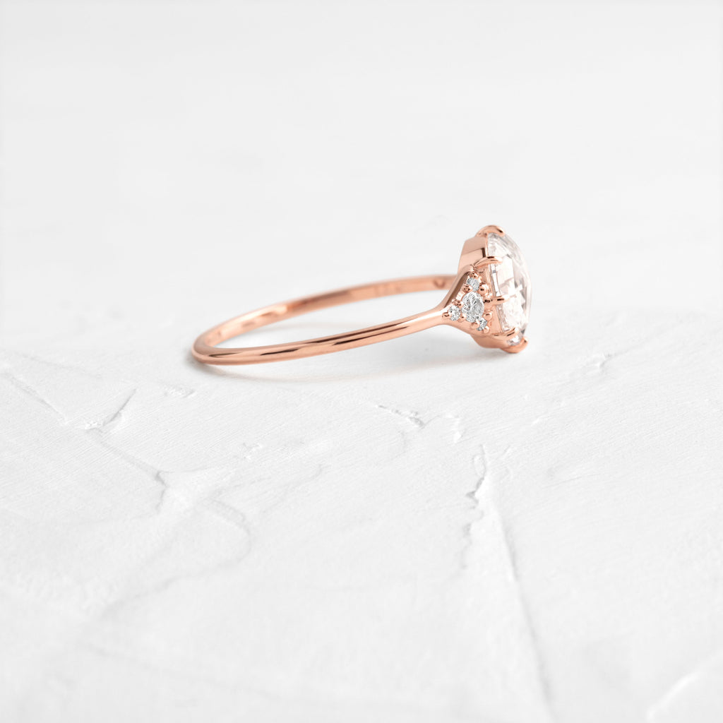 Solitaire-Oval Lab Grown Diamond Engagement Ring