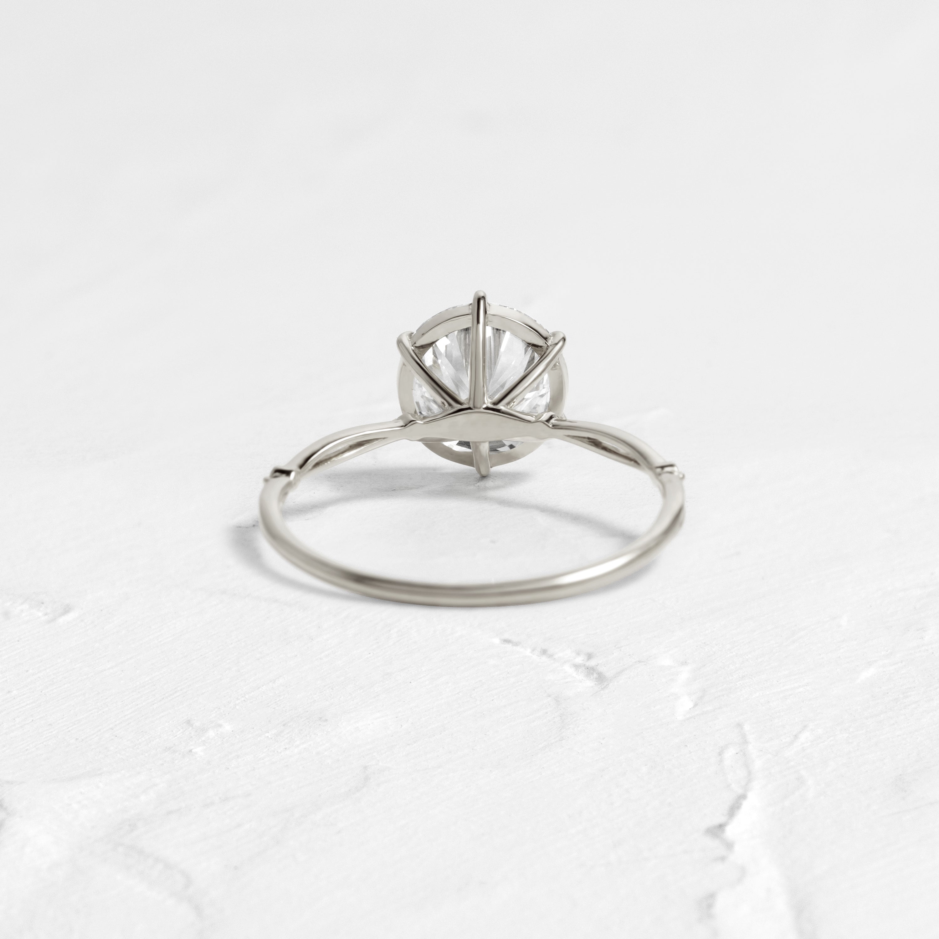 Solitaire-Oval Lab Grown Diamond Engagement Ring