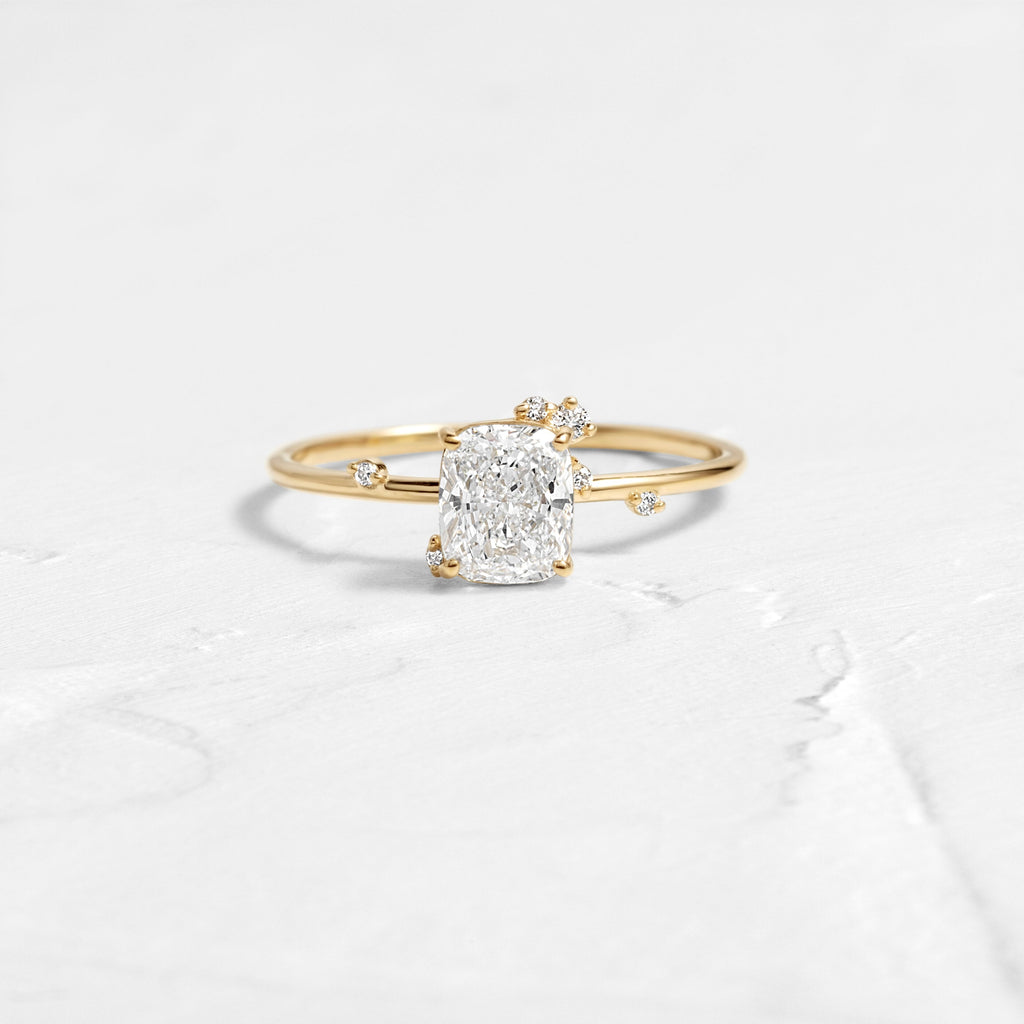 Solitaire-Oval Lab Grown Diamond Engagement Ring