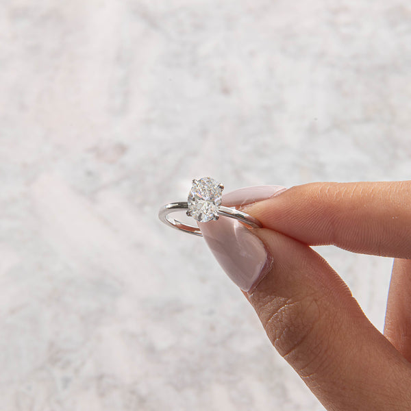 Solitaire-Oval Lab Grown Diamond Engagement Ring - Solitaire-Oval Lab Grown Diamond Engagement Ring