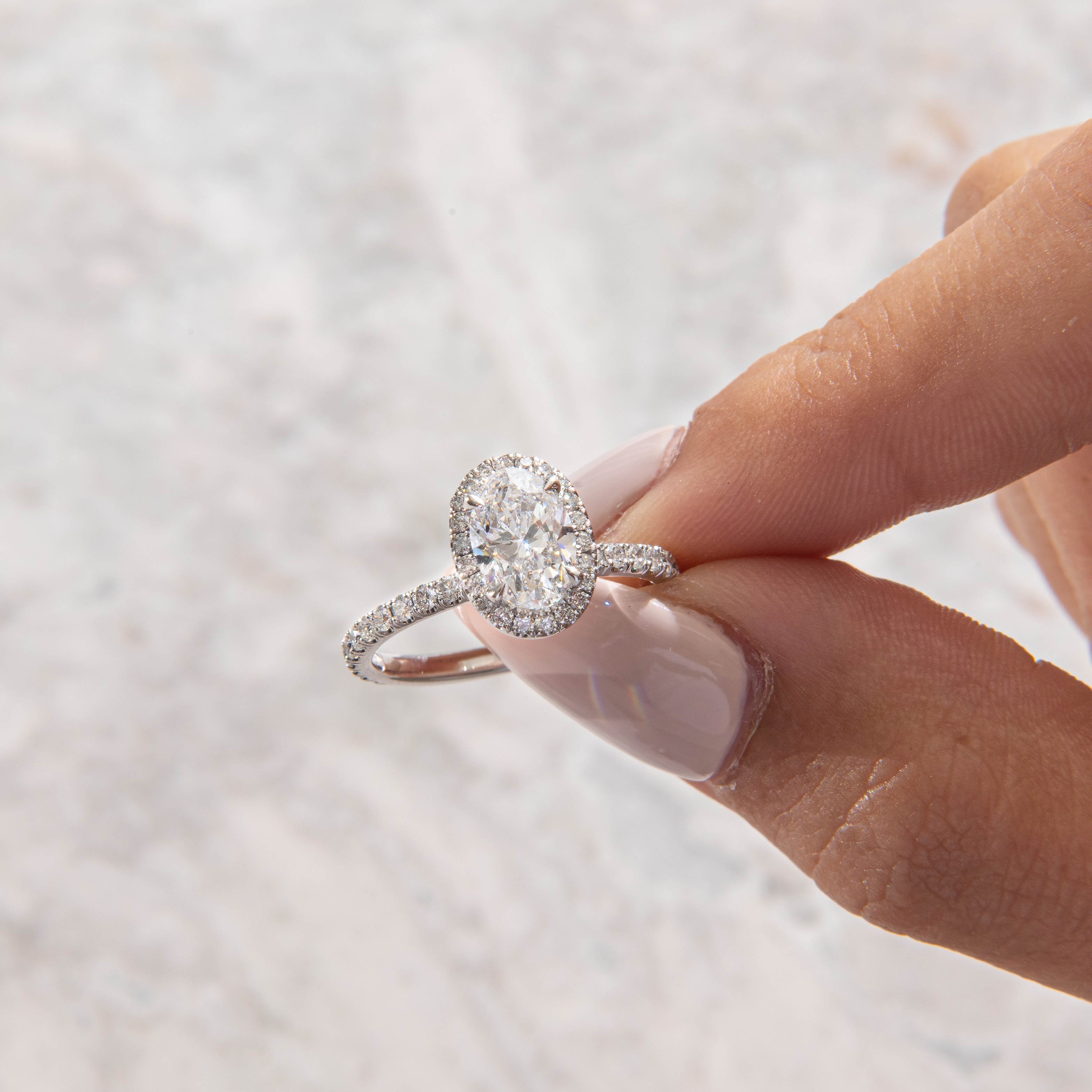 Solitaire-Oval Lab Grown Diamond Engagement Ring