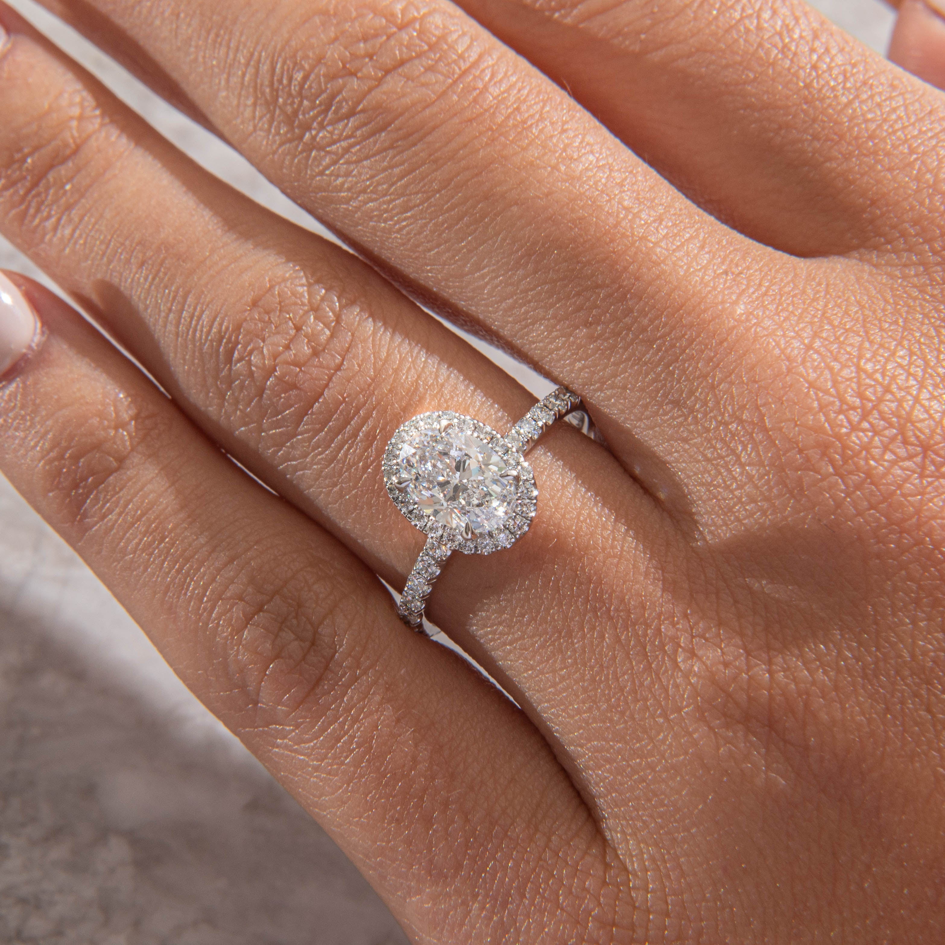 Solitaire-Oval Lab Grown Diamond Engagement Ring