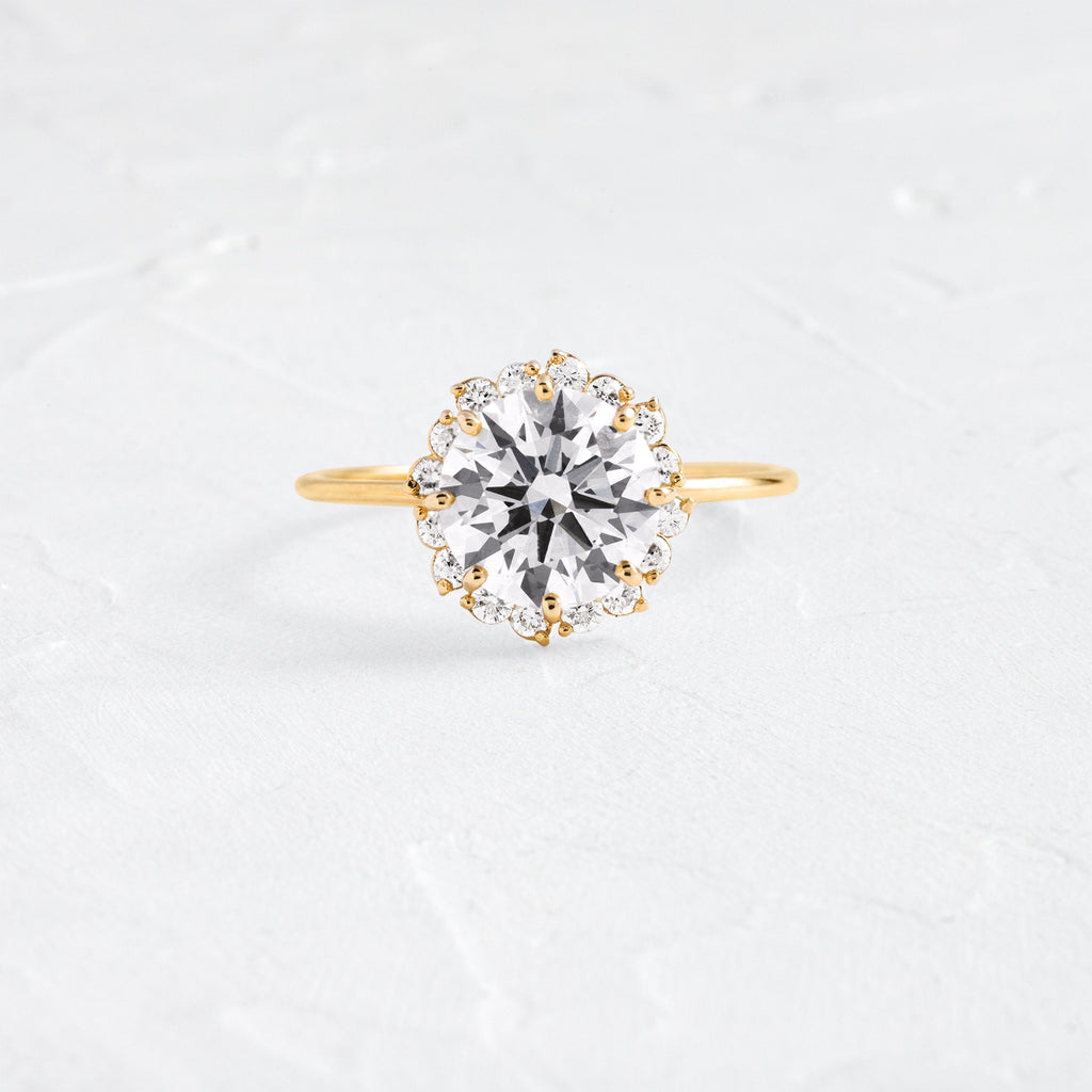 Solitaire-Oval Lab Grown Diamond Engagement Ring