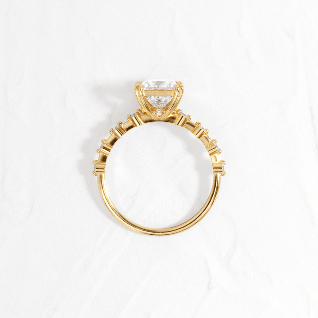 Solitaire-Oval Lab Grown Diamond Engagement Ring