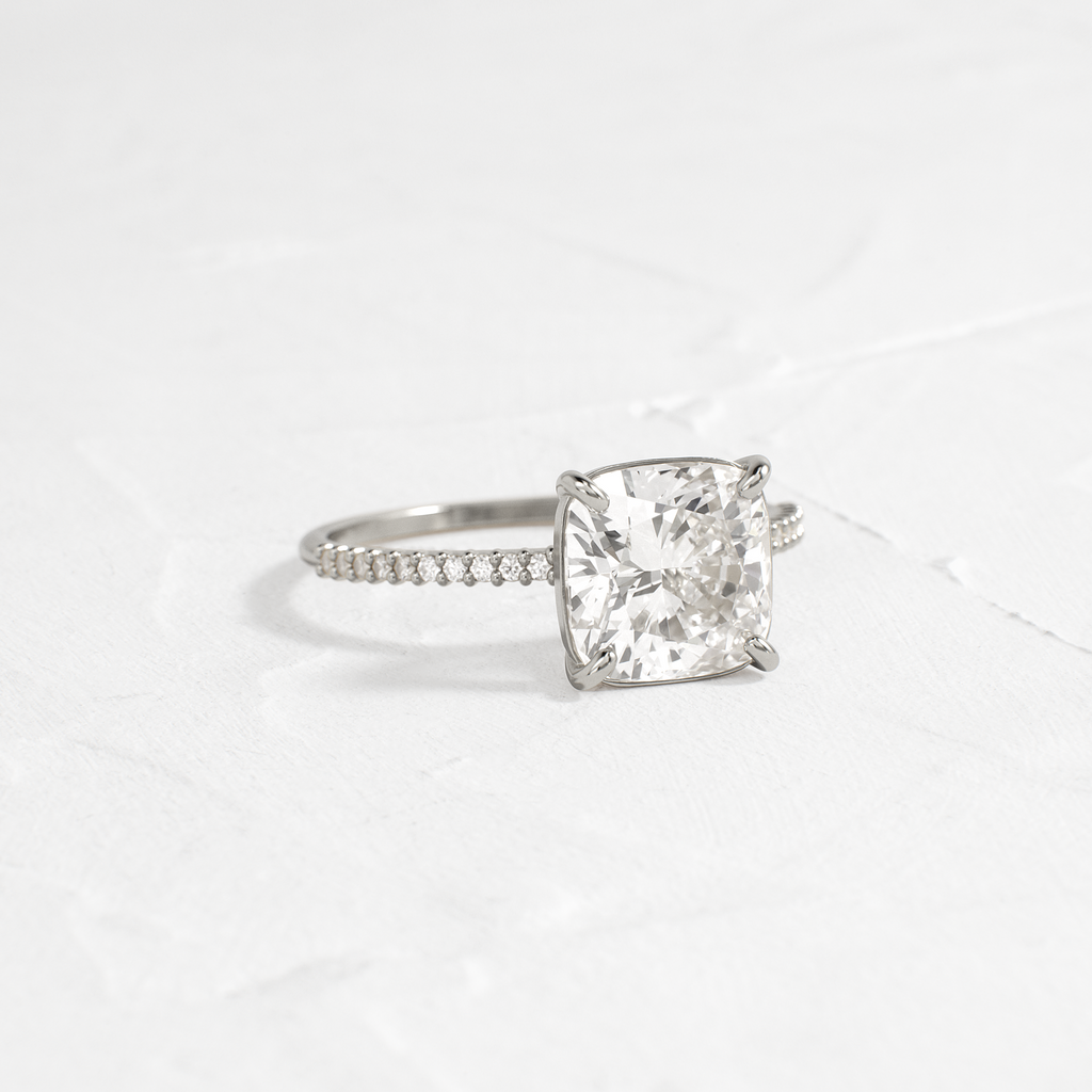 Solitaire-Oval Lab Grown Diamond Engagement Ring