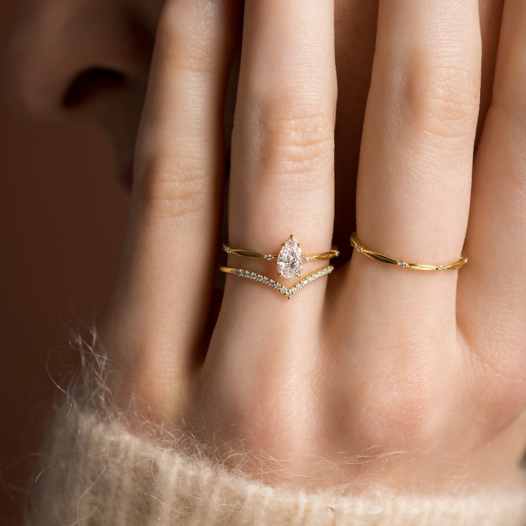 Solitaire-Oval Lab Grown Diamond Engagement Ring