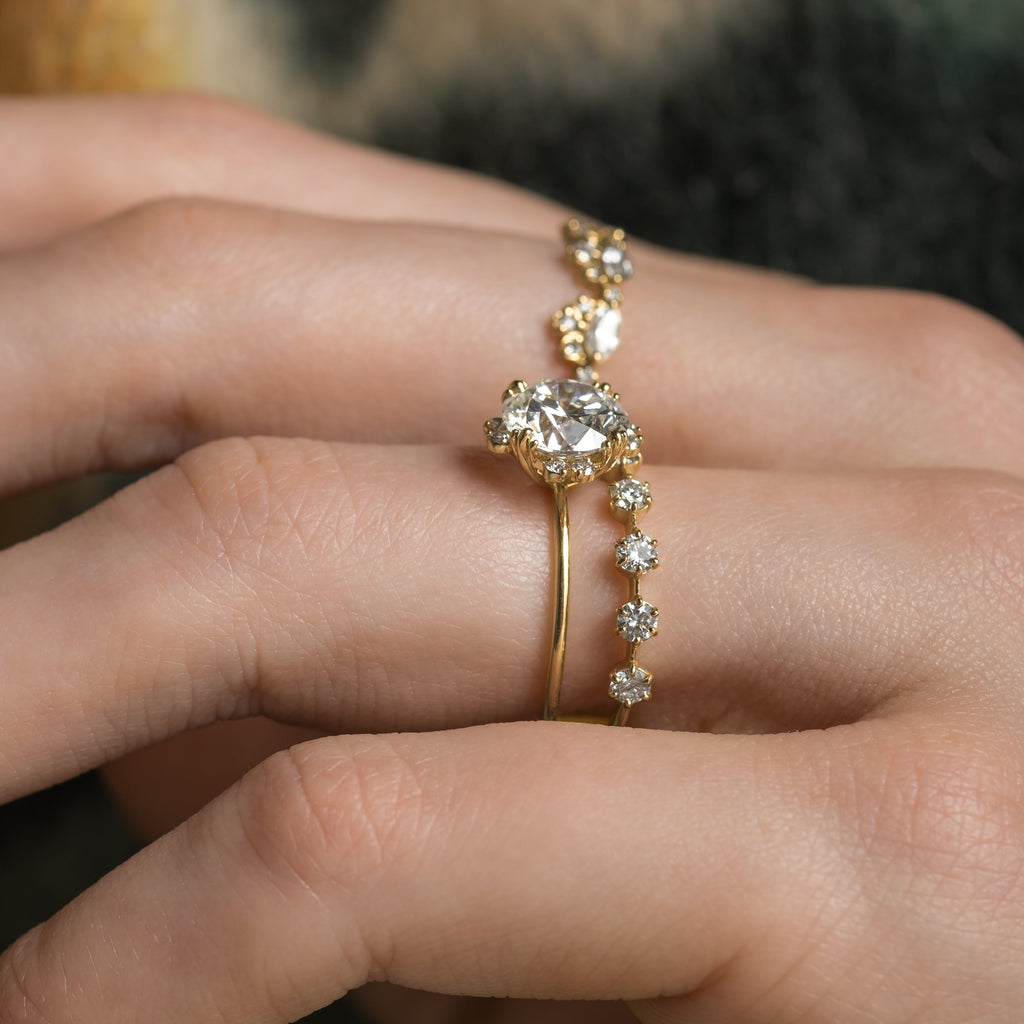 Solitaire-Oval Lab Grown Diamond Engagement Ring
