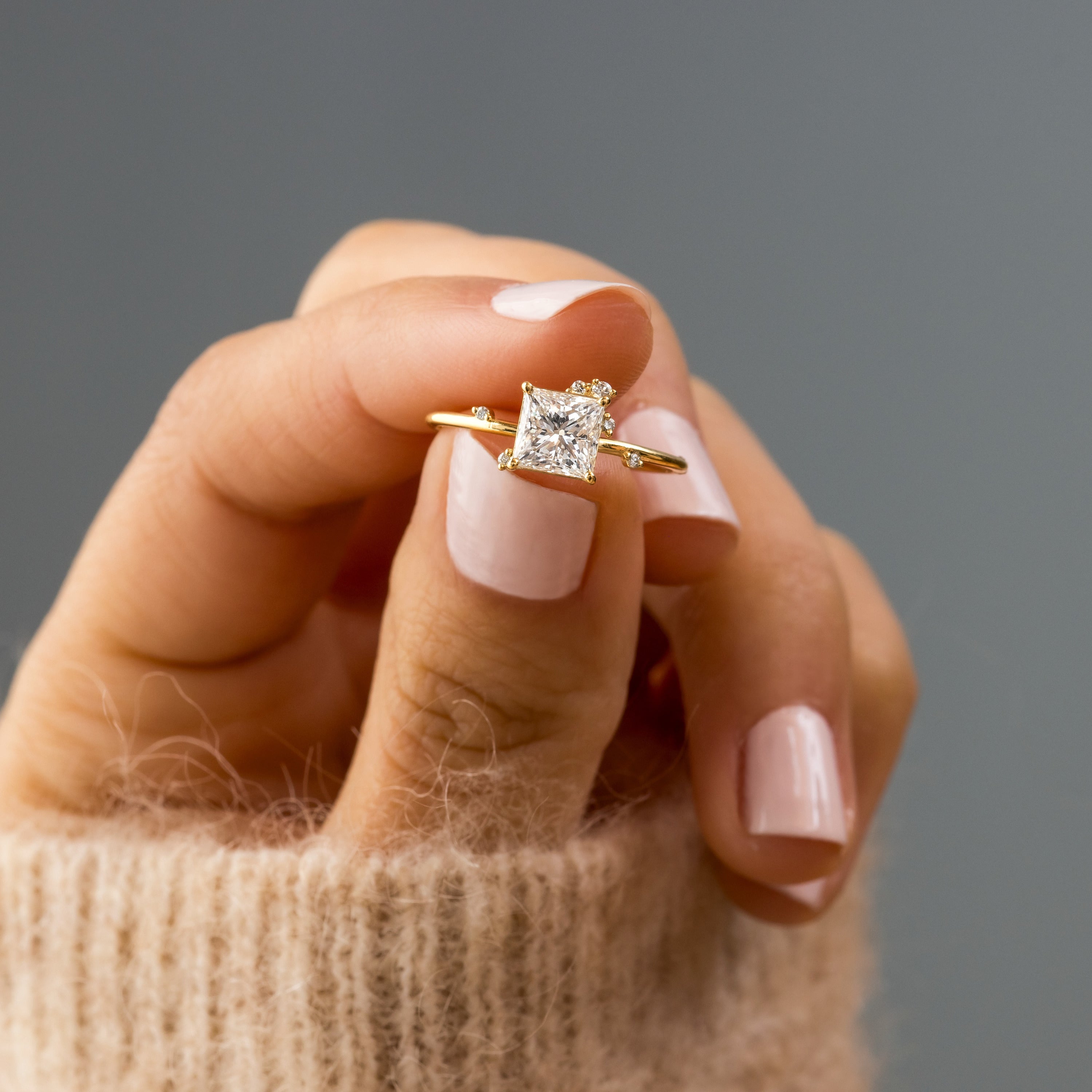Solitaire-Oval Lab Grown Diamond Engagement Ring