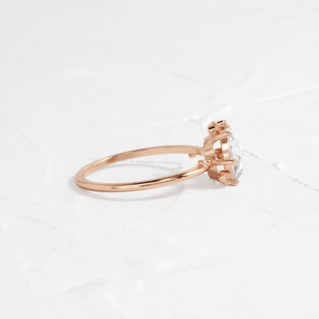 Solitaire-Oval Lab Grown Diamond Engagement Ring