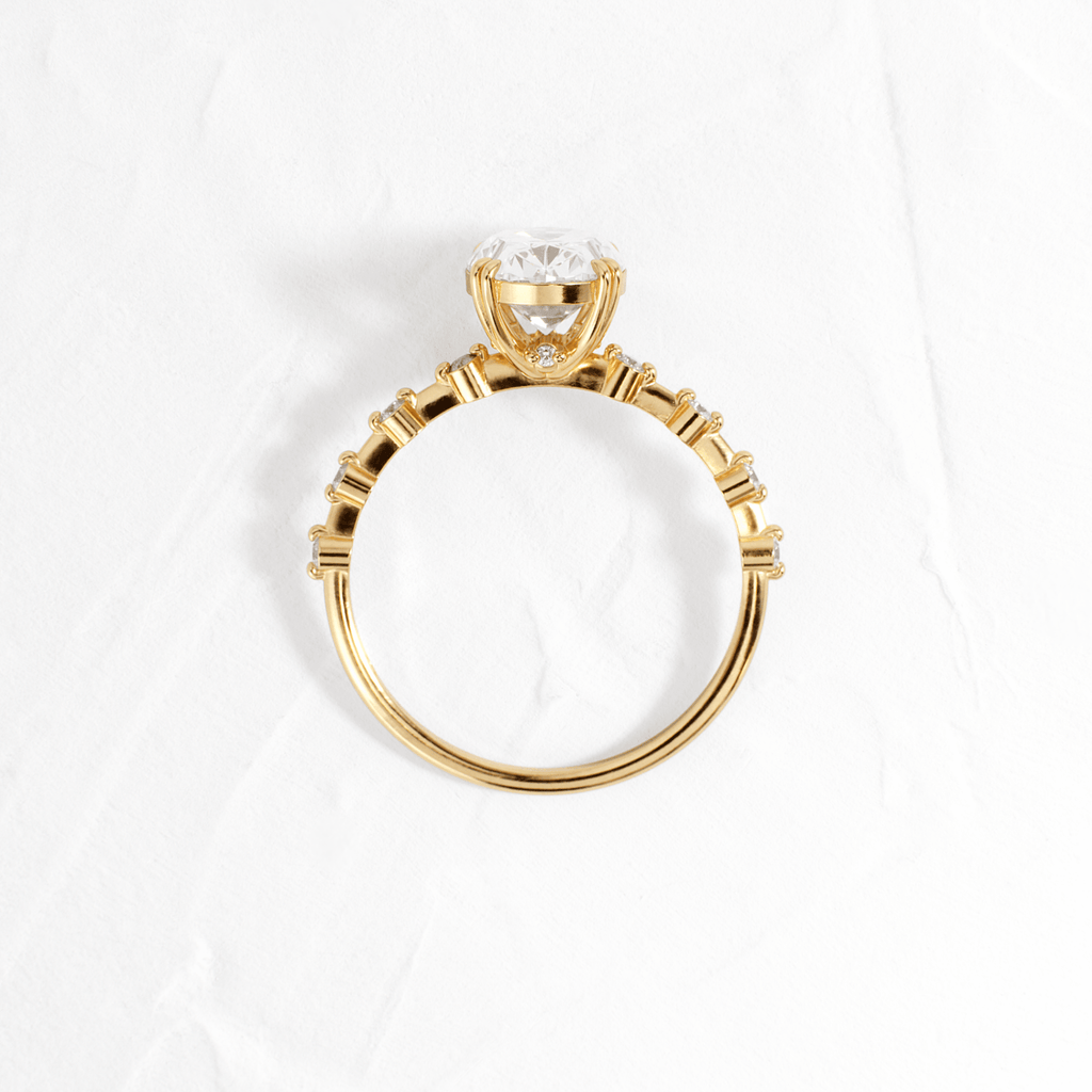 Solitaire-Oval Lab Grown Diamond Engagement Ring