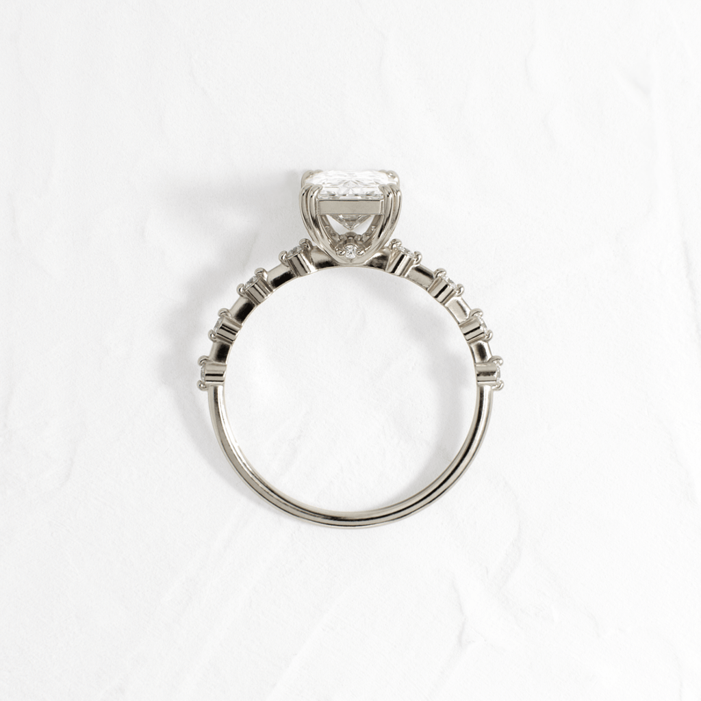 Solitaire-Oval Lab Grown Diamond Engagement Ring