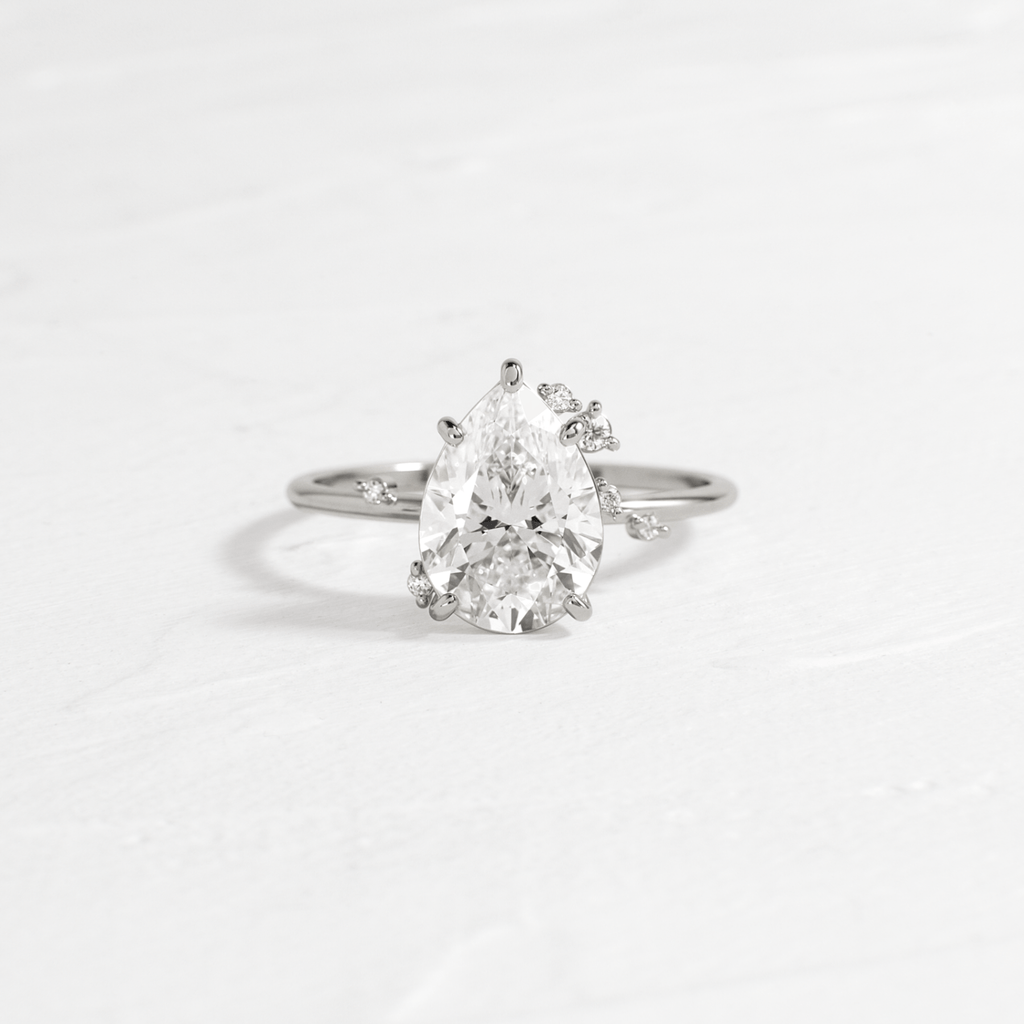Solitaire-Oval Lab Grown Diamond Engagement Ring