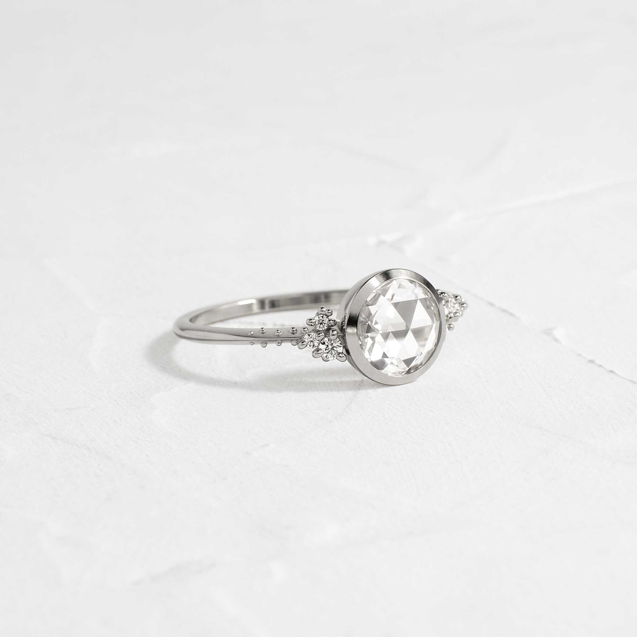 Solitaire-Oval Lab Grown Diamond Engagement Ring