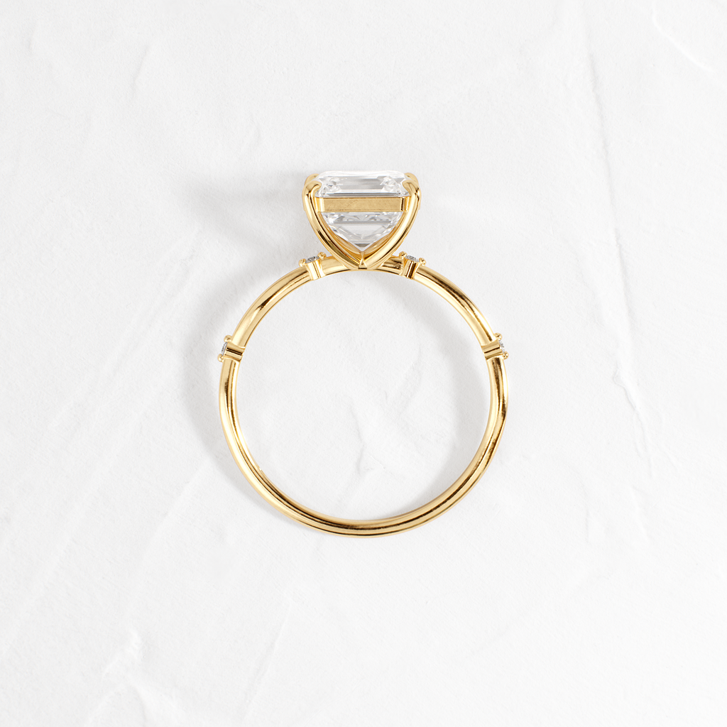 Solitaire-Oval Lab Grown Diamond Engagement Ring