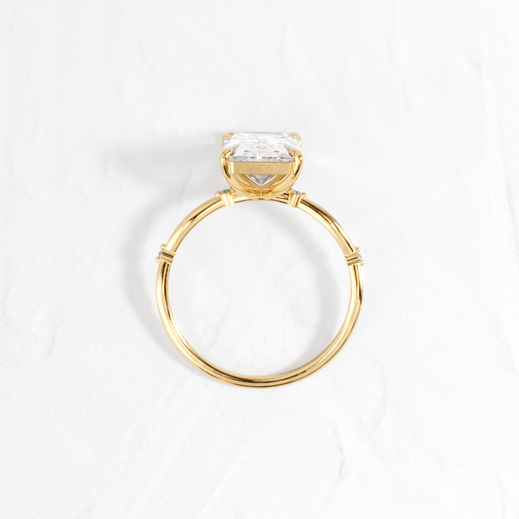Solitaire-Oval Lab Grown Diamond Engagement Ring