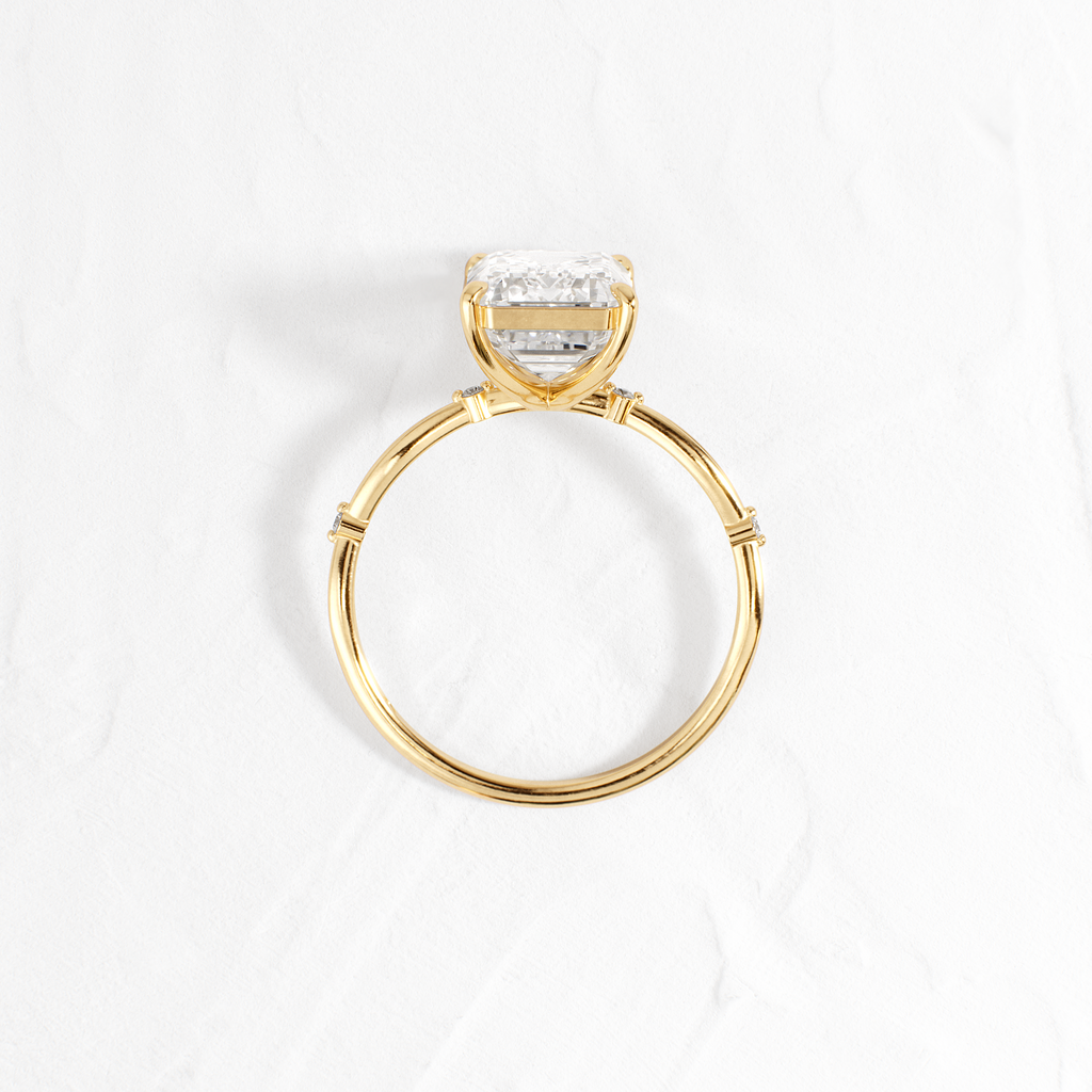 Solitaire-Oval Lab Grown Diamond Engagement Ring