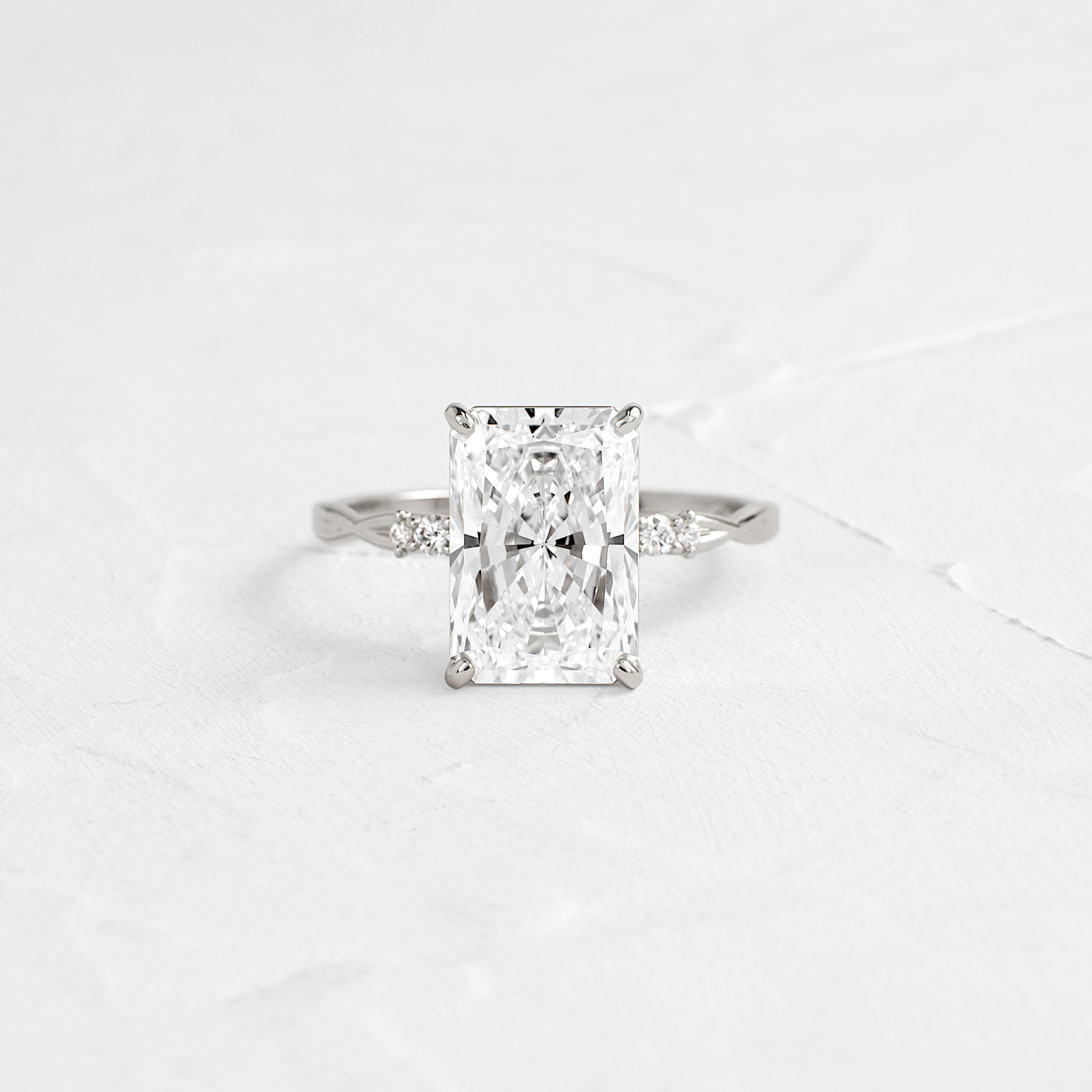 Solitaire-Oval Lab Grown Diamond Engagement Ring