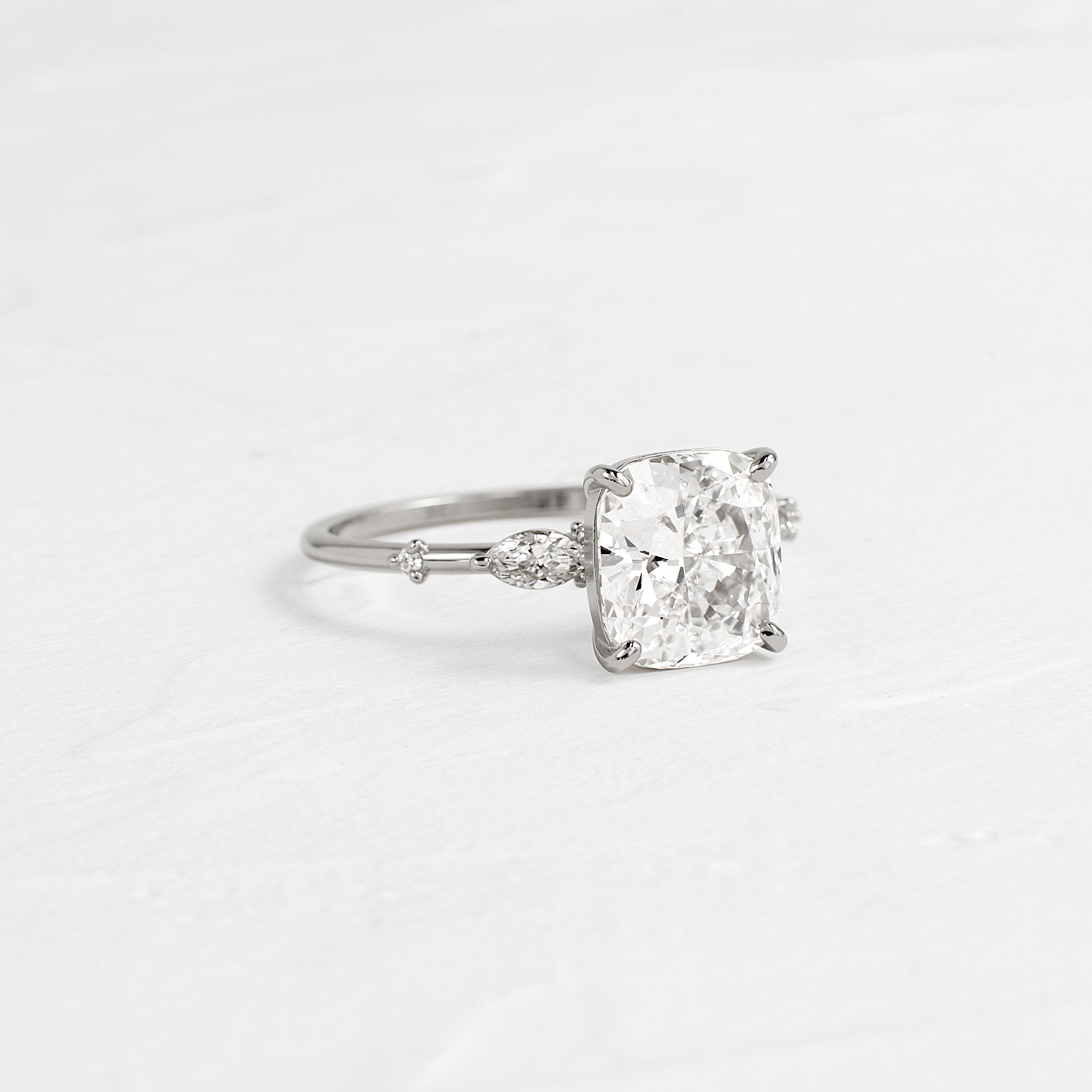Solitaire-Oval Lab Grown Diamond Engagement Ring
