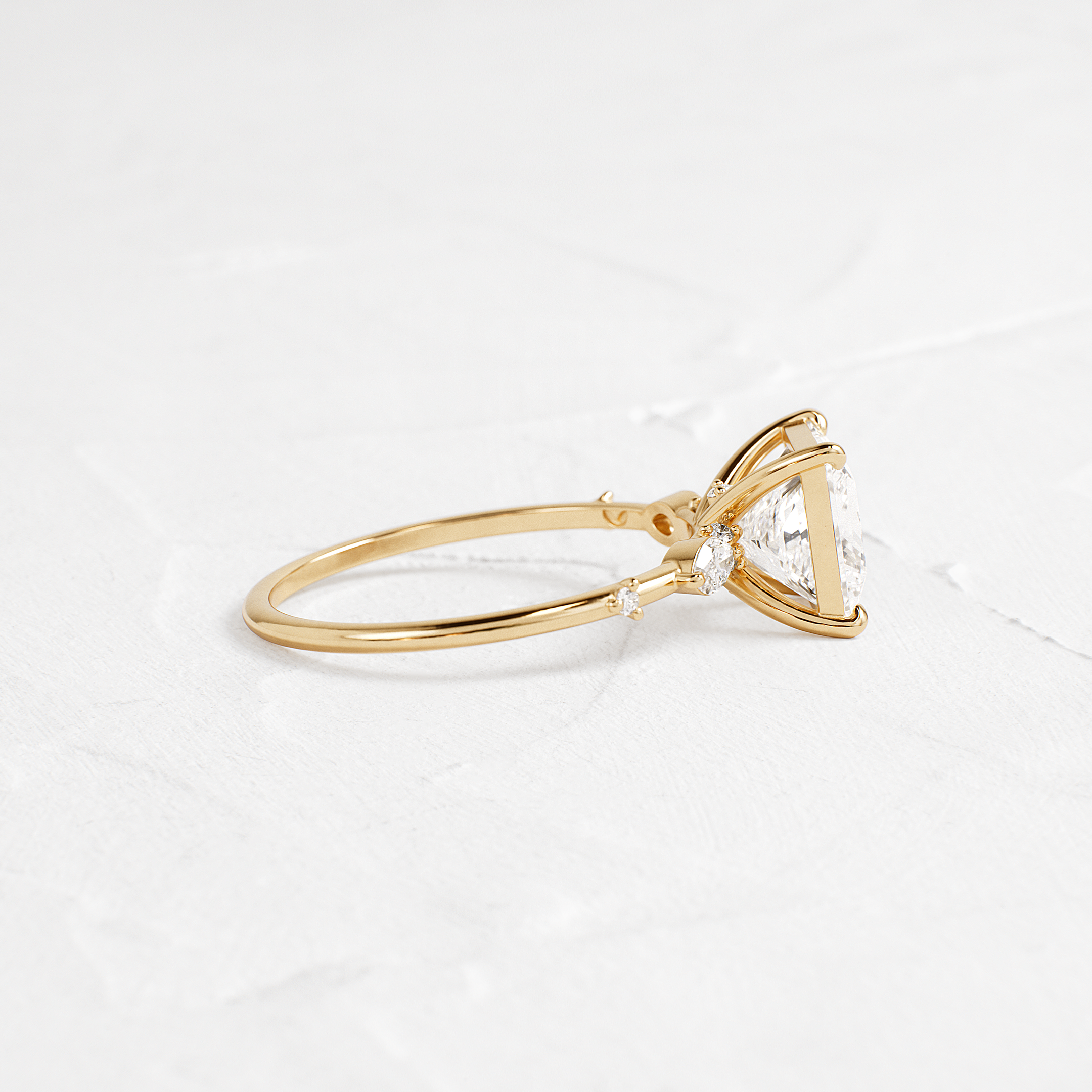 Solitaire-Oval Lab Grown Diamond Engagement Ring