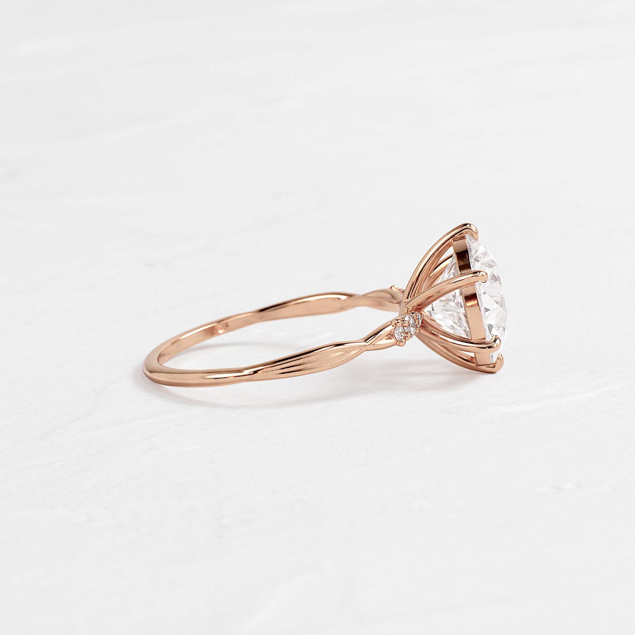Solitaire-Oval Lab Grown Diamond Engagement Ring