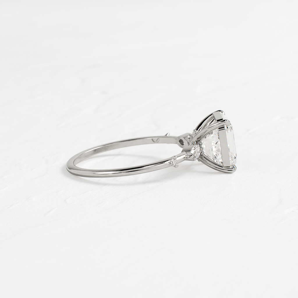 Solitaire-Oval Lab Grown Diamond Engagement Ring