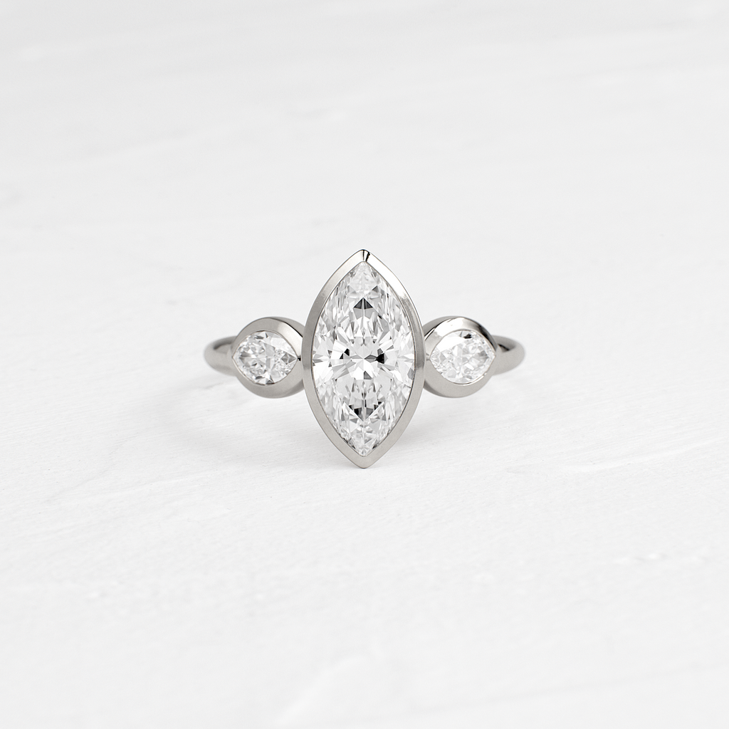 Solitaire-Oval Lab Grown Diamond Engagement Ring