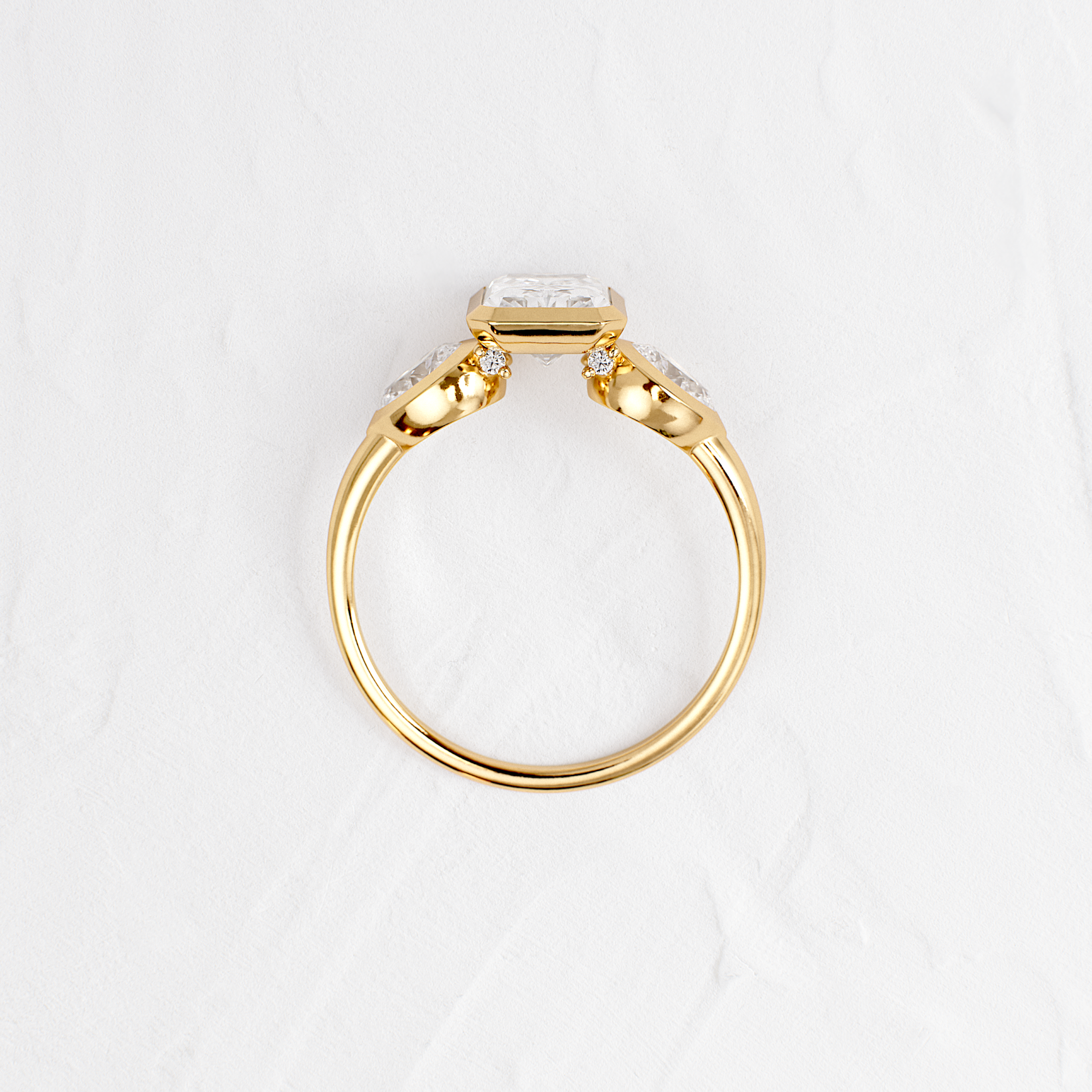 Solitaire-Oval Lab Grown Diamond Engagement Ring