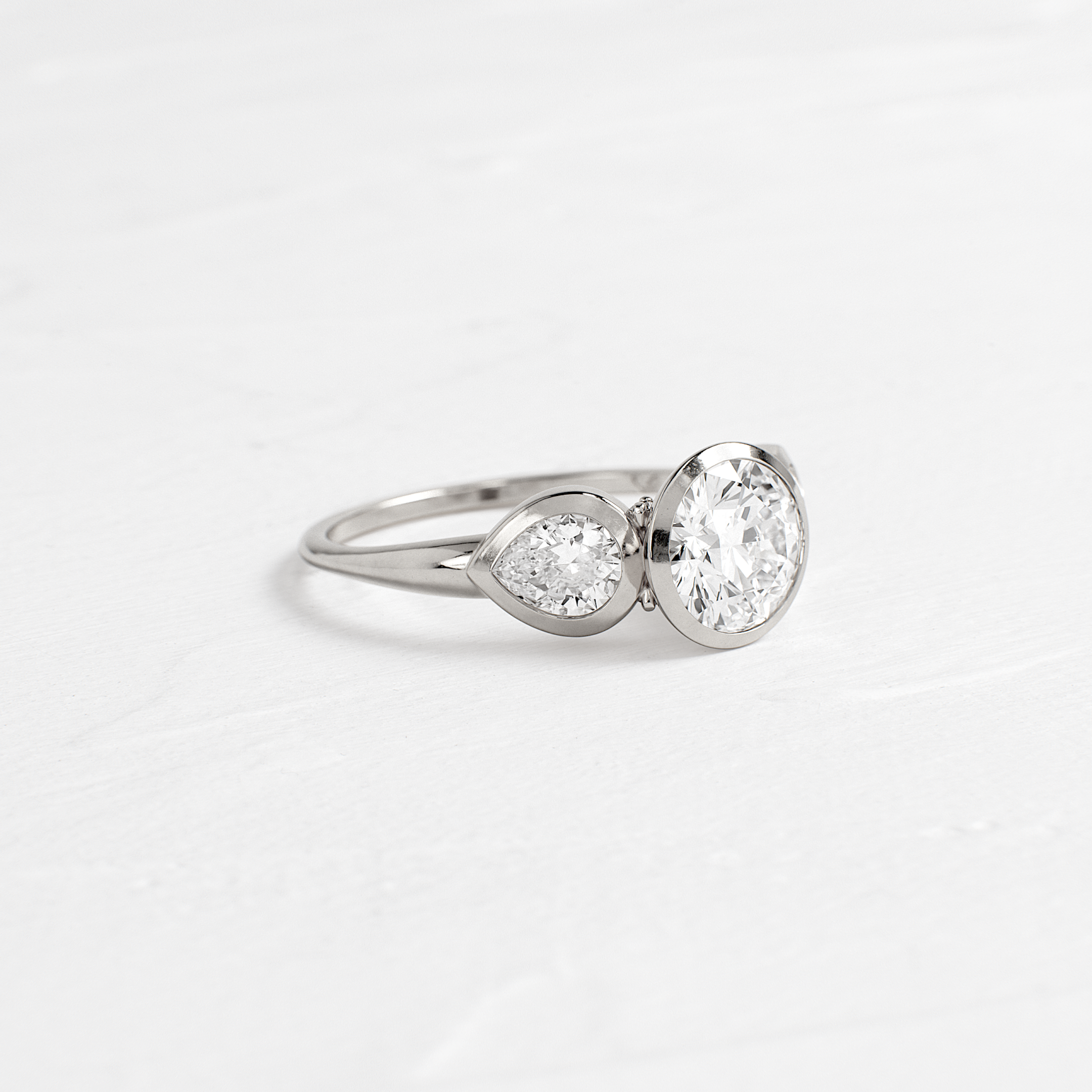Solitaire-Oval Lab Grown Diamond Engagement Ring