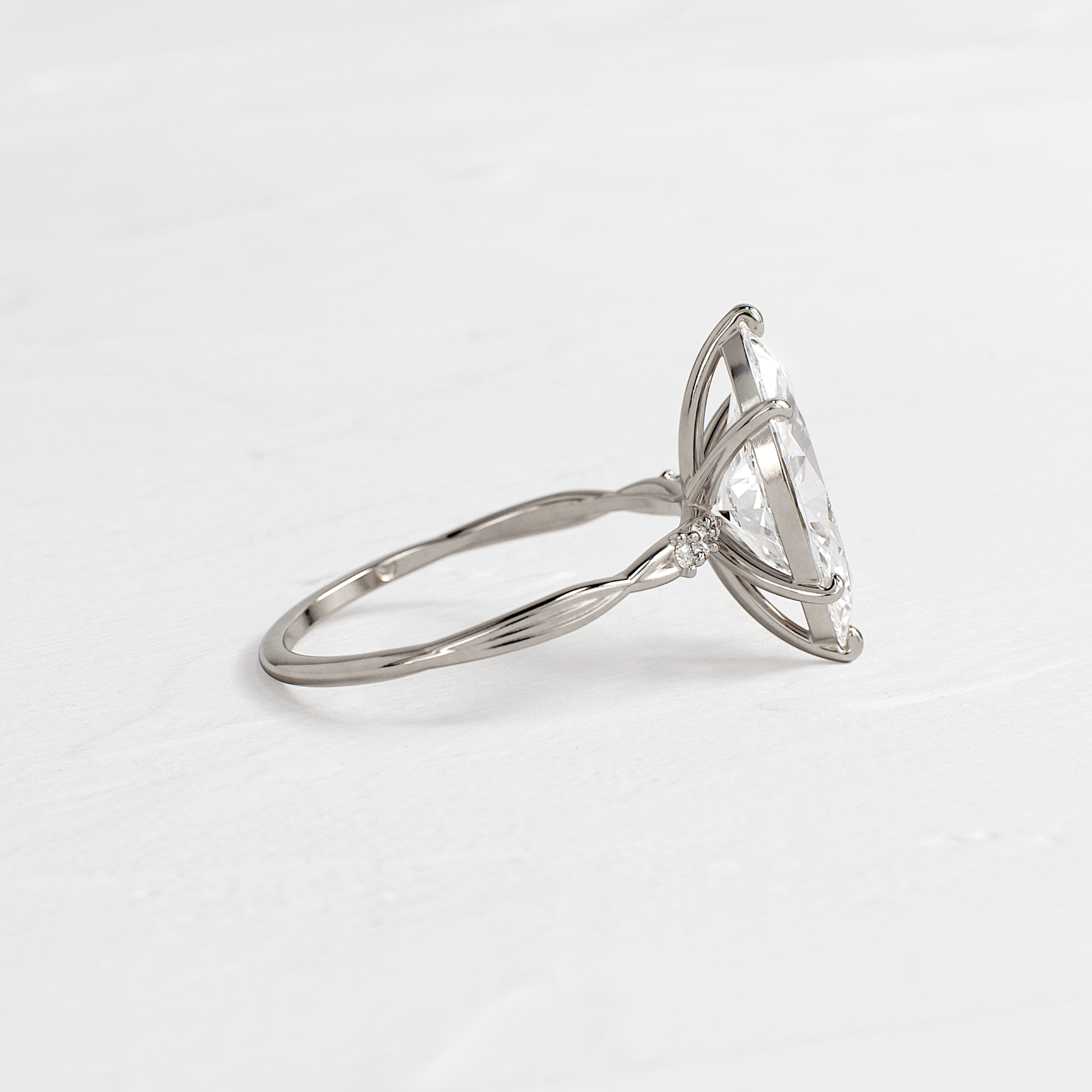 Solitaire-Oval Lab Grown Diamond Engagement Ring