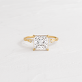 Solitaire-Oval Lab Grown Diamond Engagement Ring